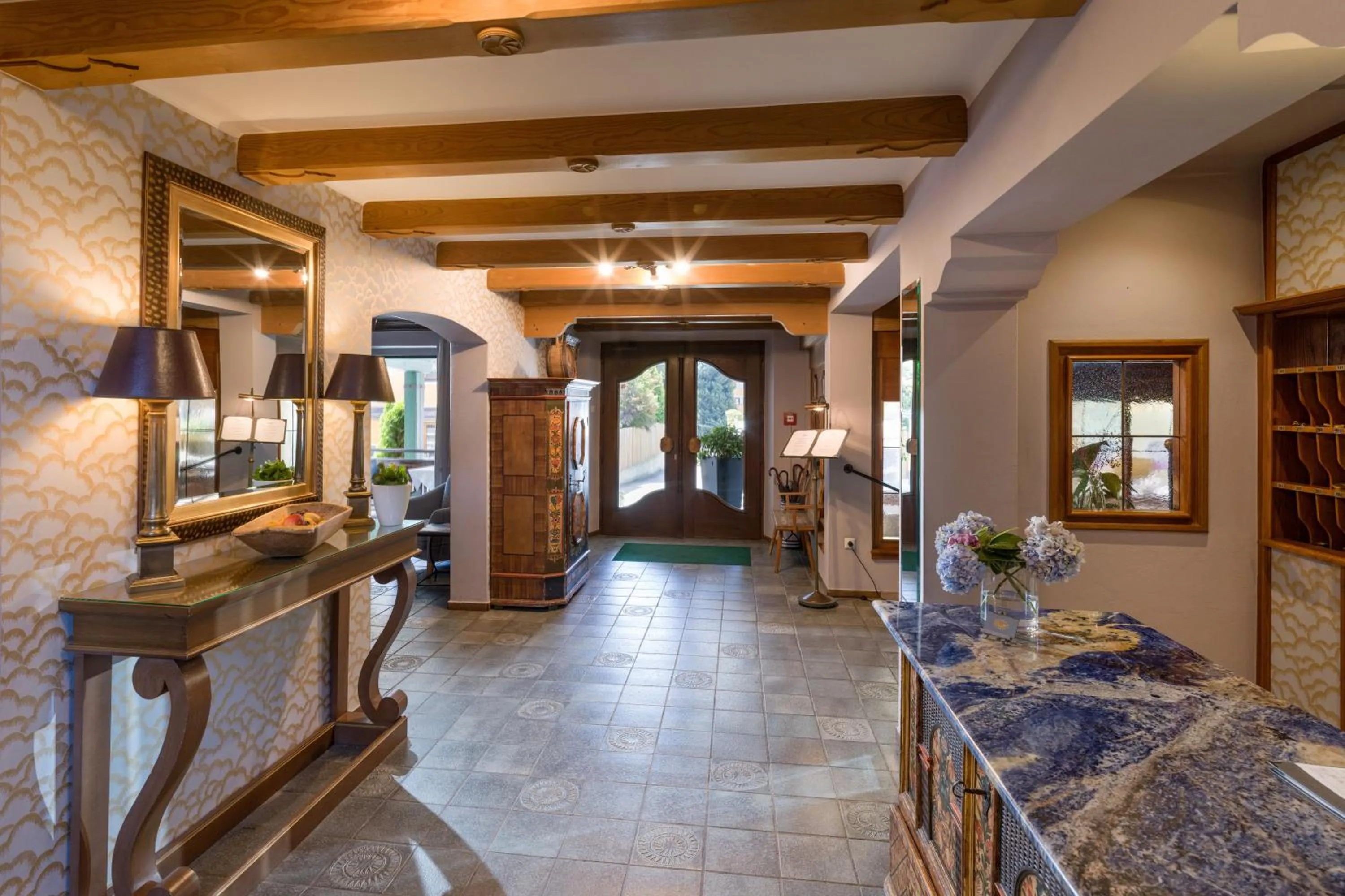 Lobby or reception in Sporthotel Austria