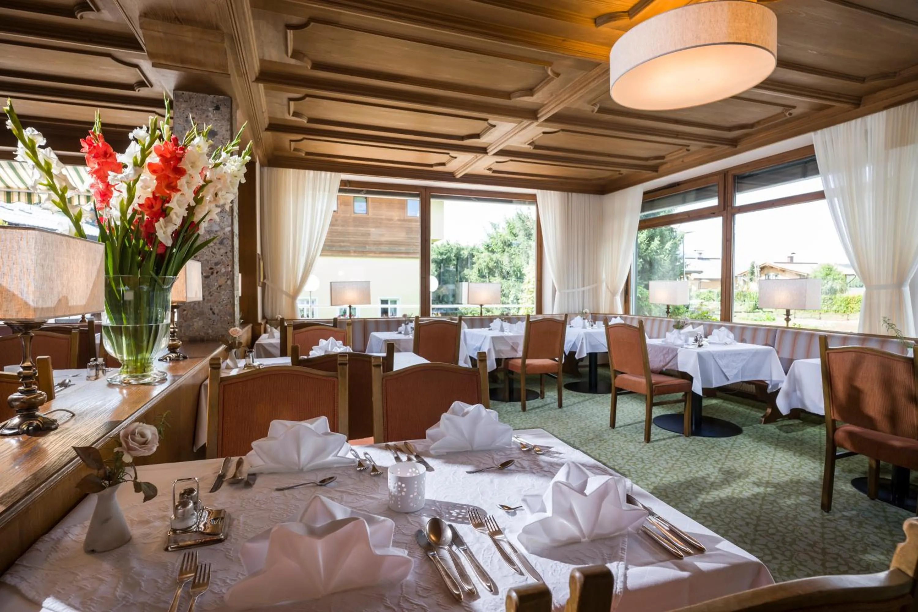 Restaurant/places to eat in Sporthotel Austria