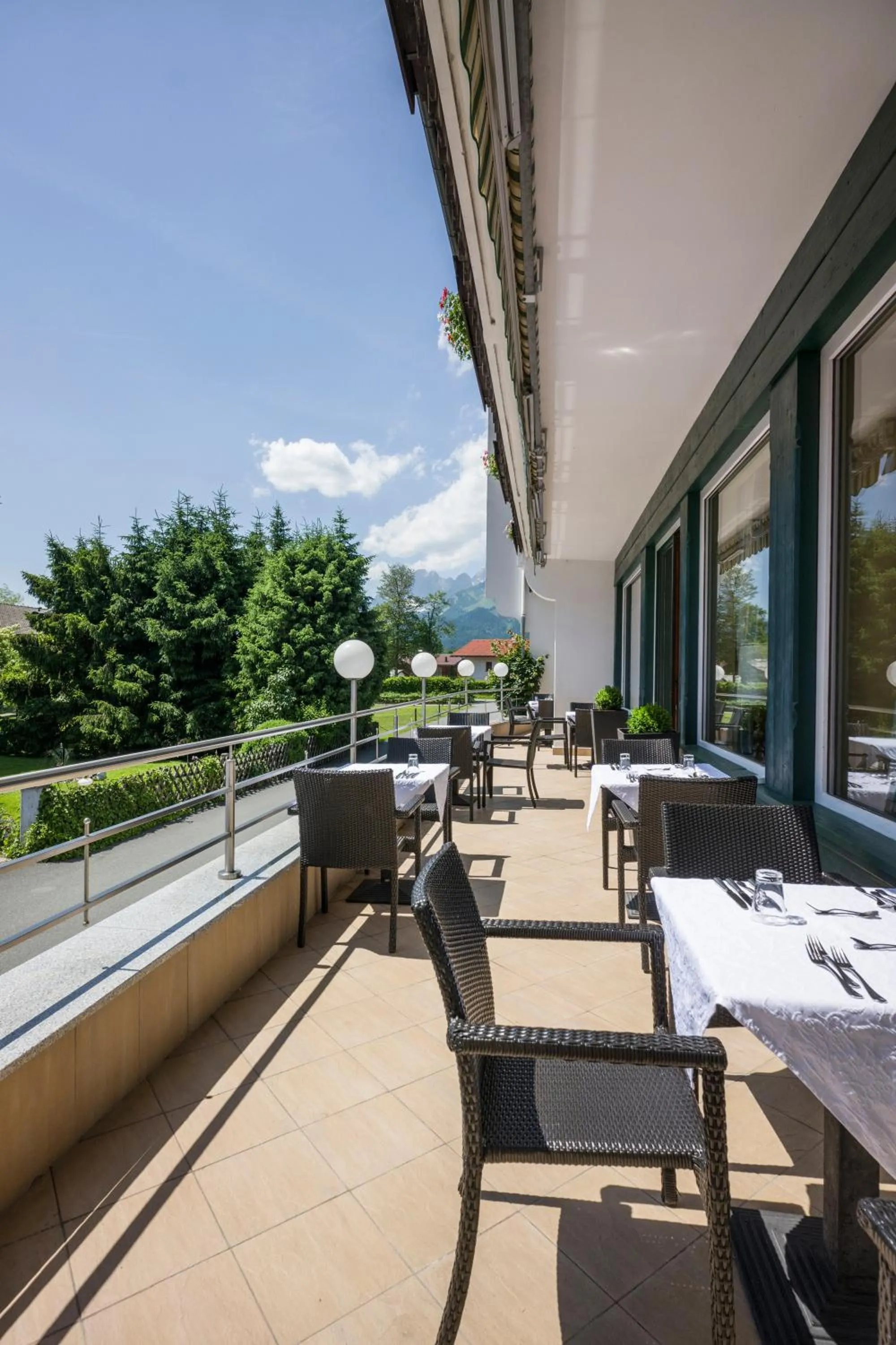 Restaurant/places to eat in Sporthotel Austria