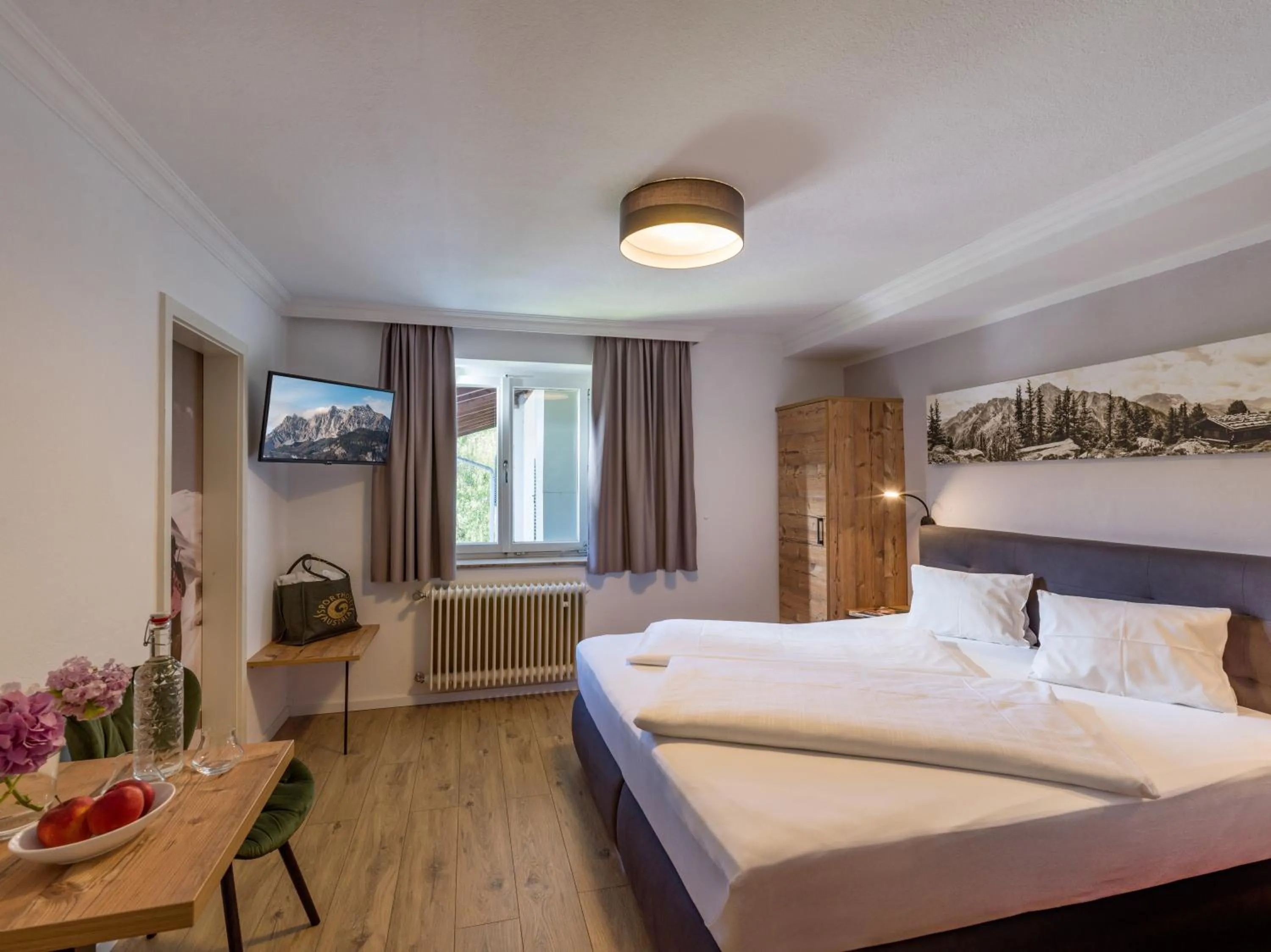 Bed in Sporthotel Austria