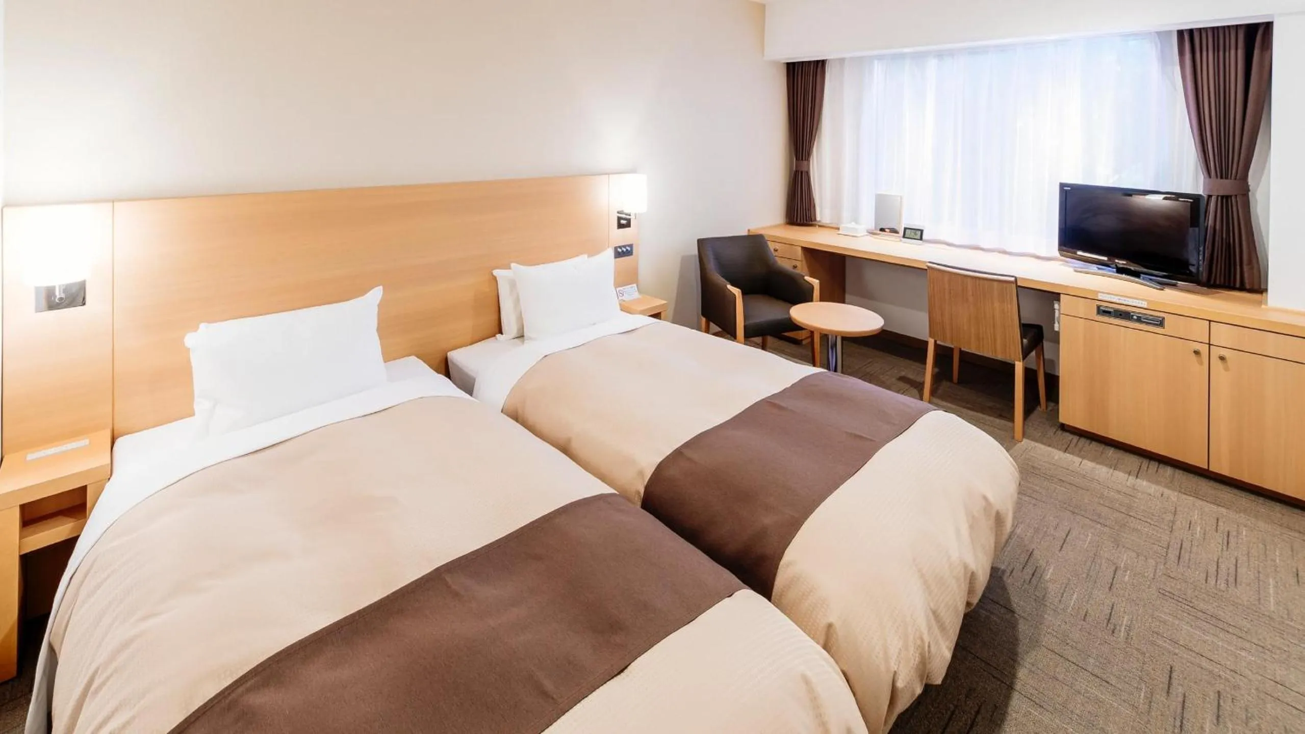 Bed in Hachinohe Park Hotel