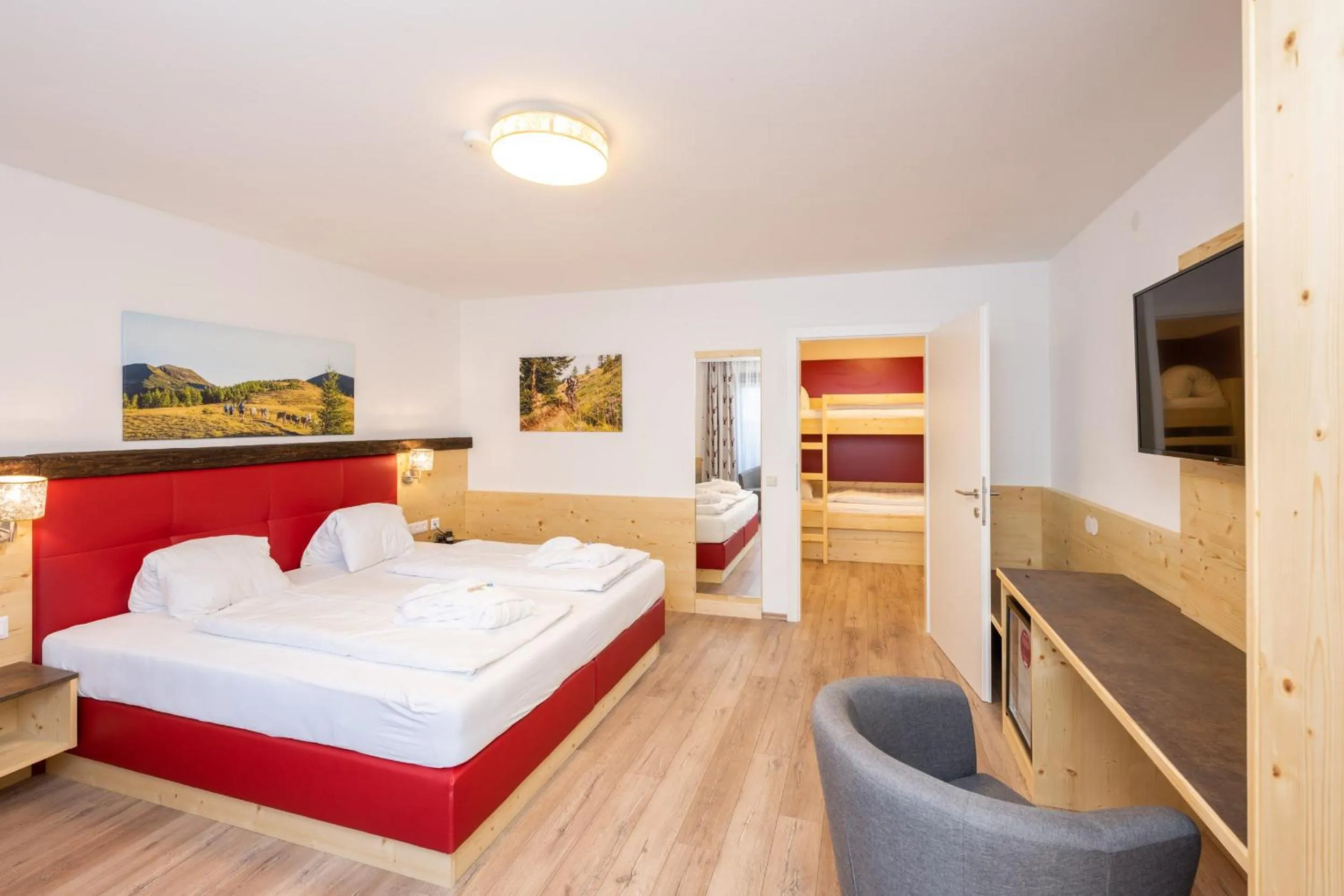 Bed in Genusshotel Almrausch