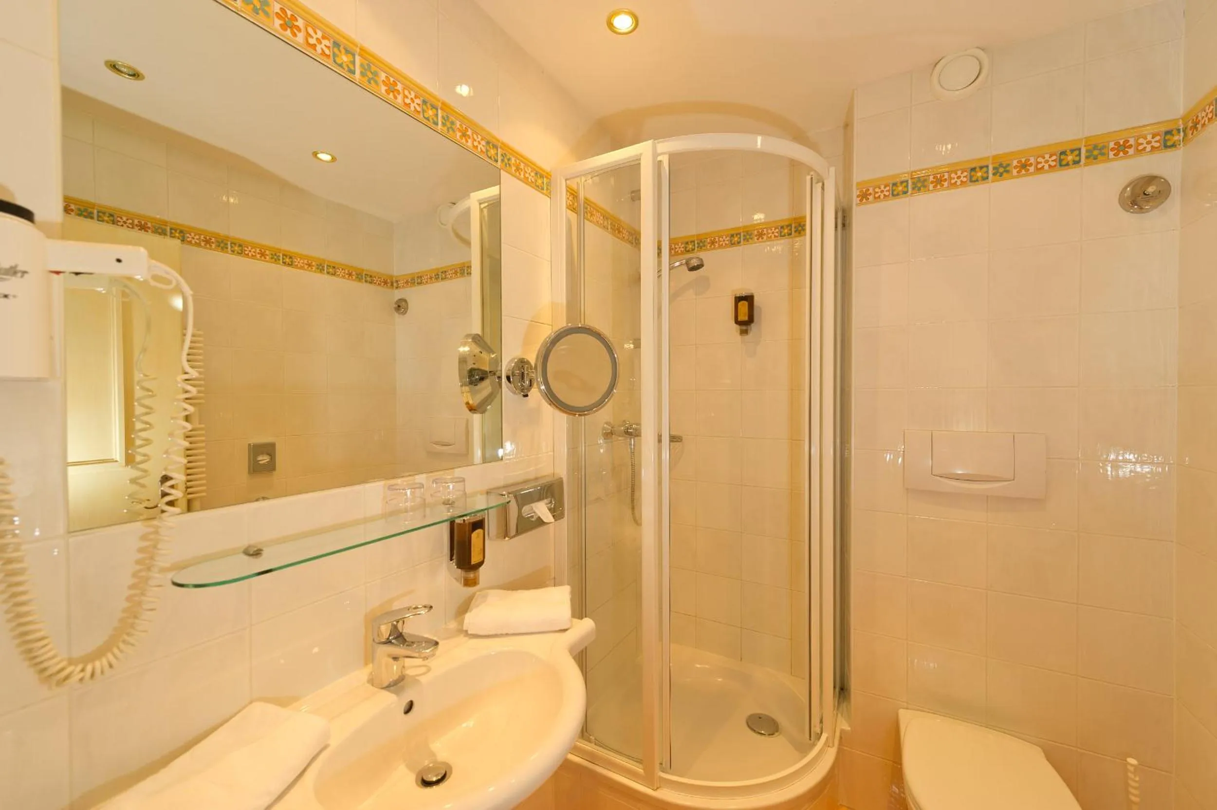 Bathroom in Genusshotel Almrausch