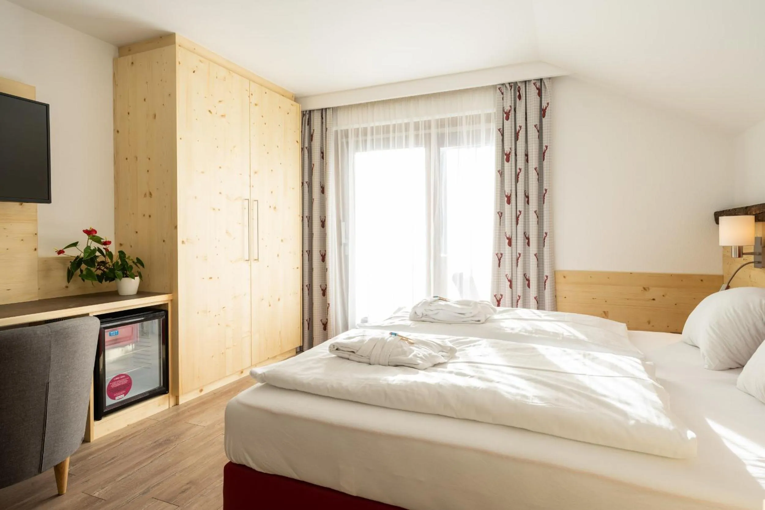 Bed in Genusshotel Almrausch