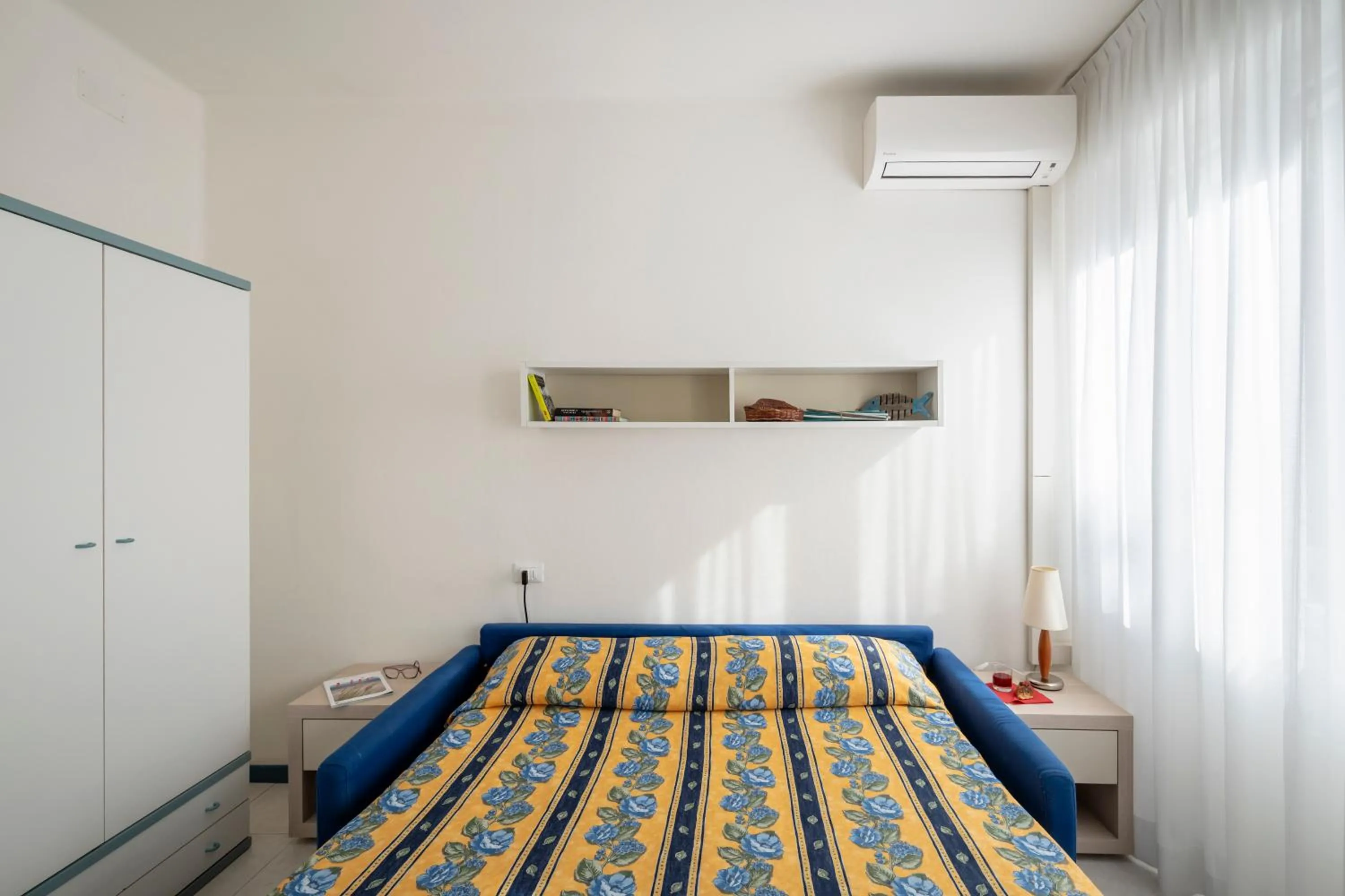 Bed in Aparthotel Pineda