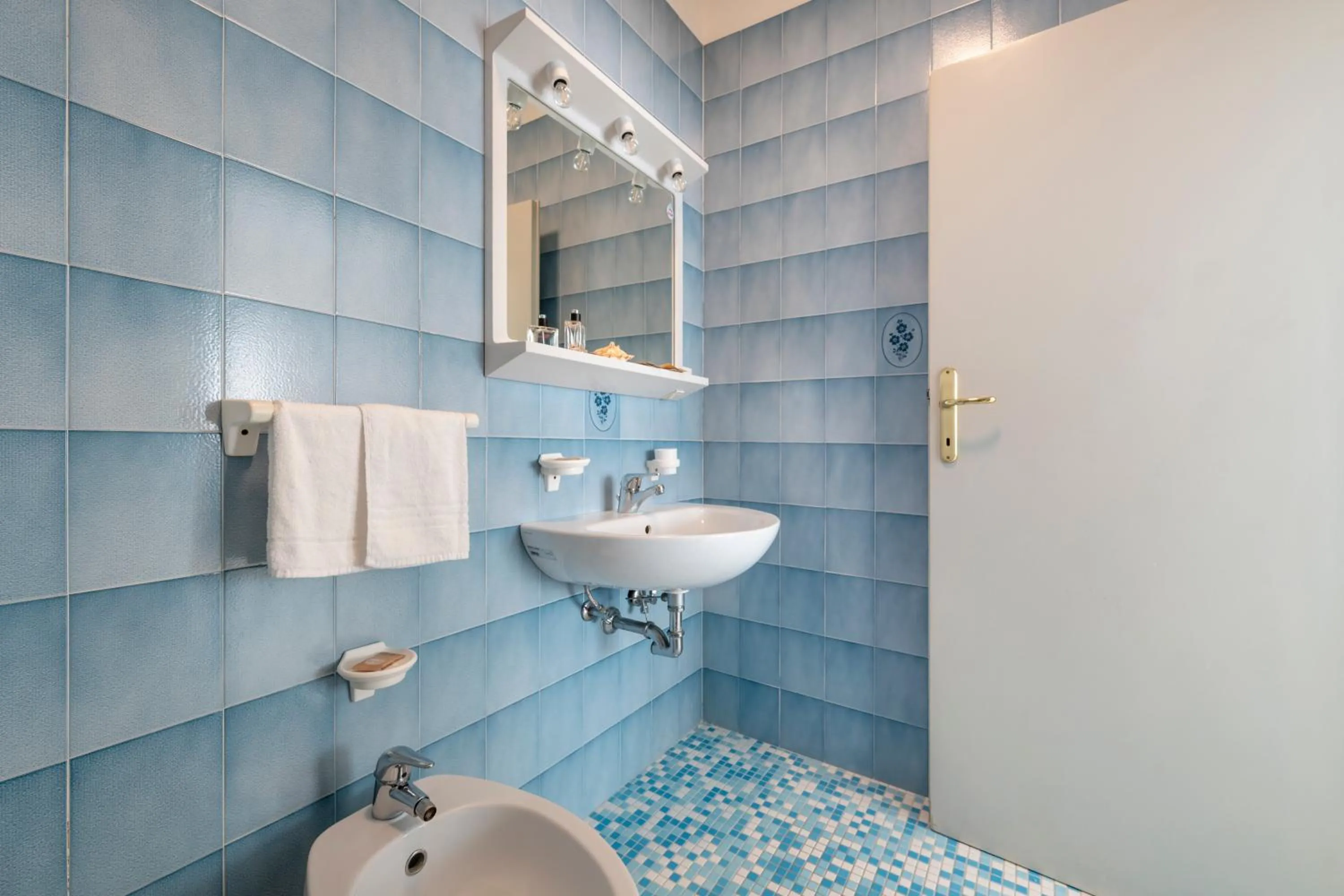 Bathroom in Aparthotel Pineda