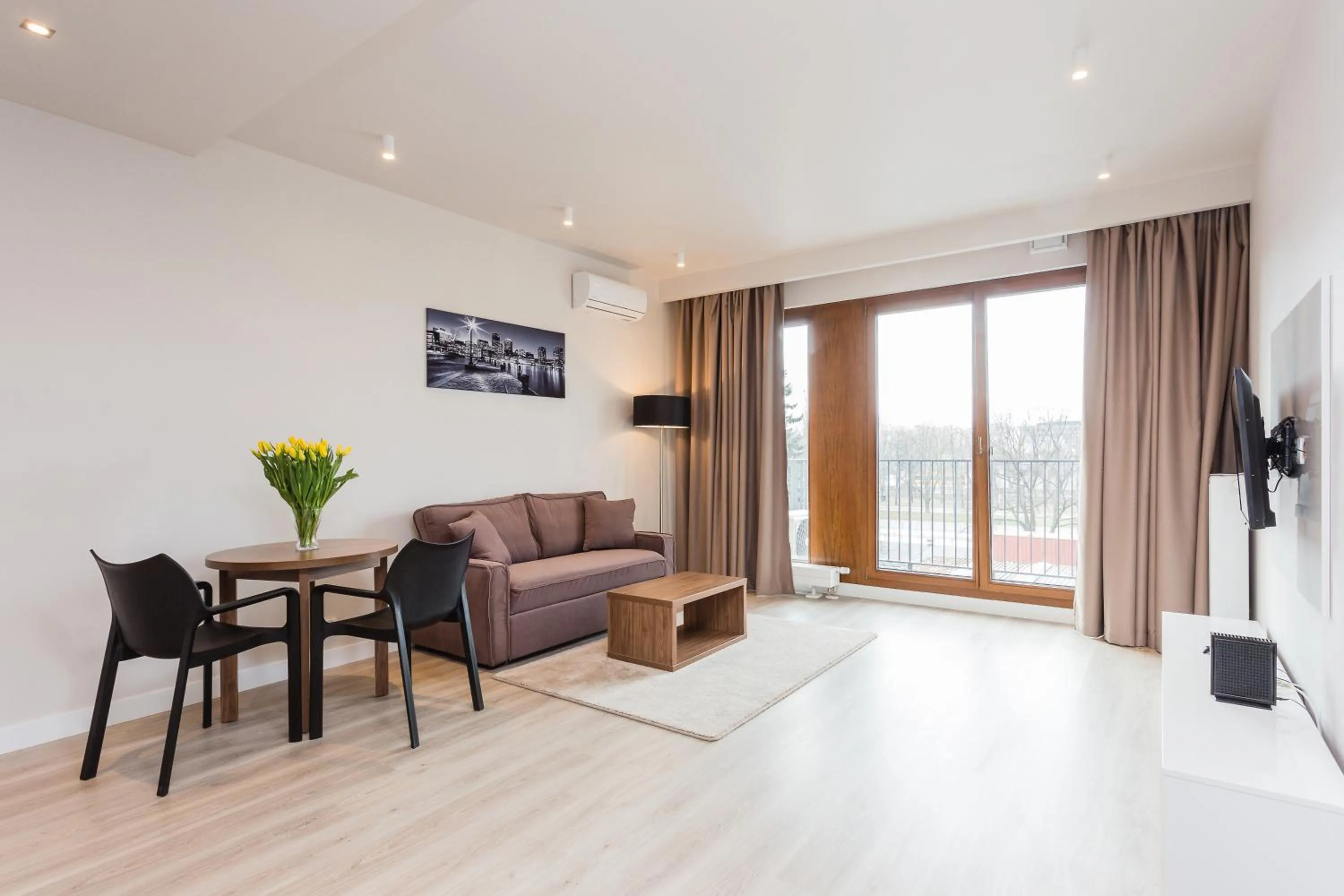 Photo of the whole room in Platinum Residence Mokotów