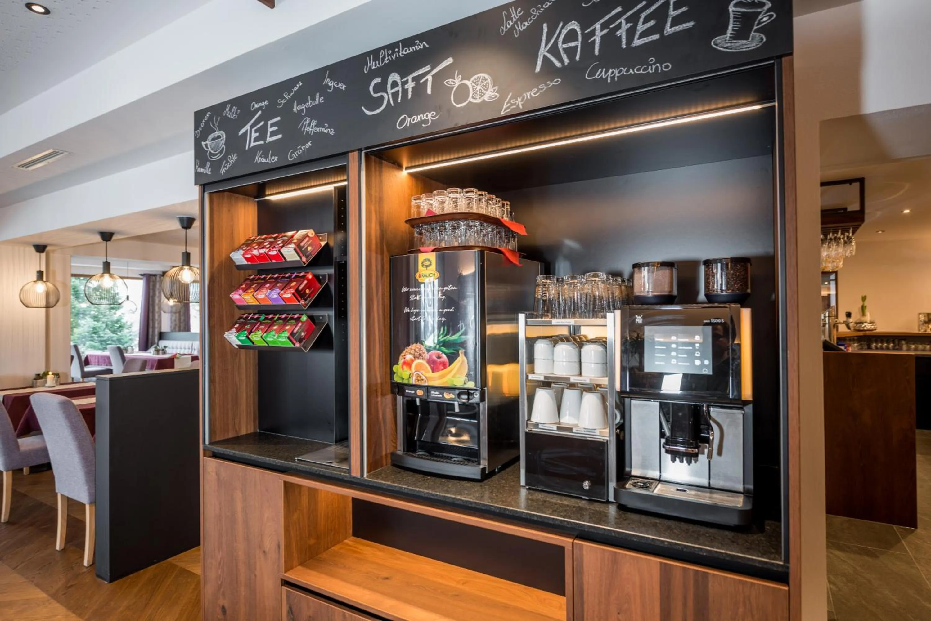 Restaurant/places to eat in Hotel Sonnschupfer