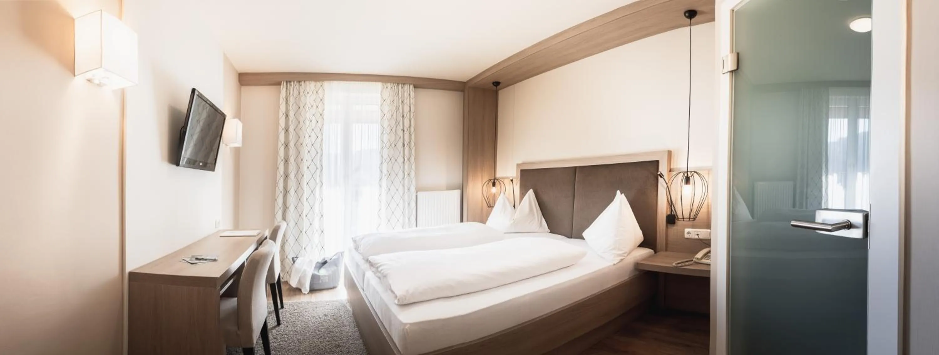 Photo of the whole room, Bed in Vulkanlandhotel Legenstein