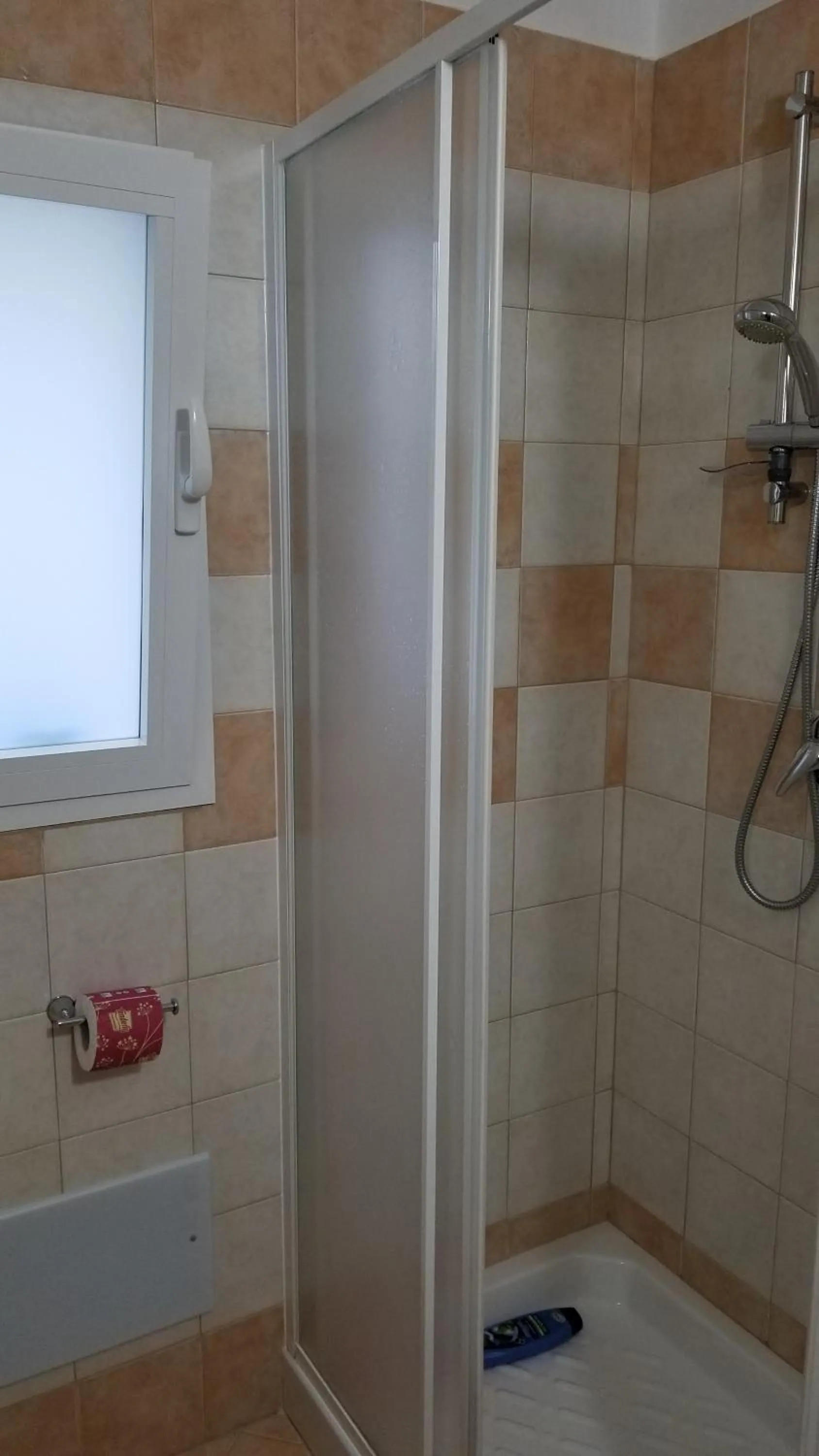 Shower in B&B da Mino