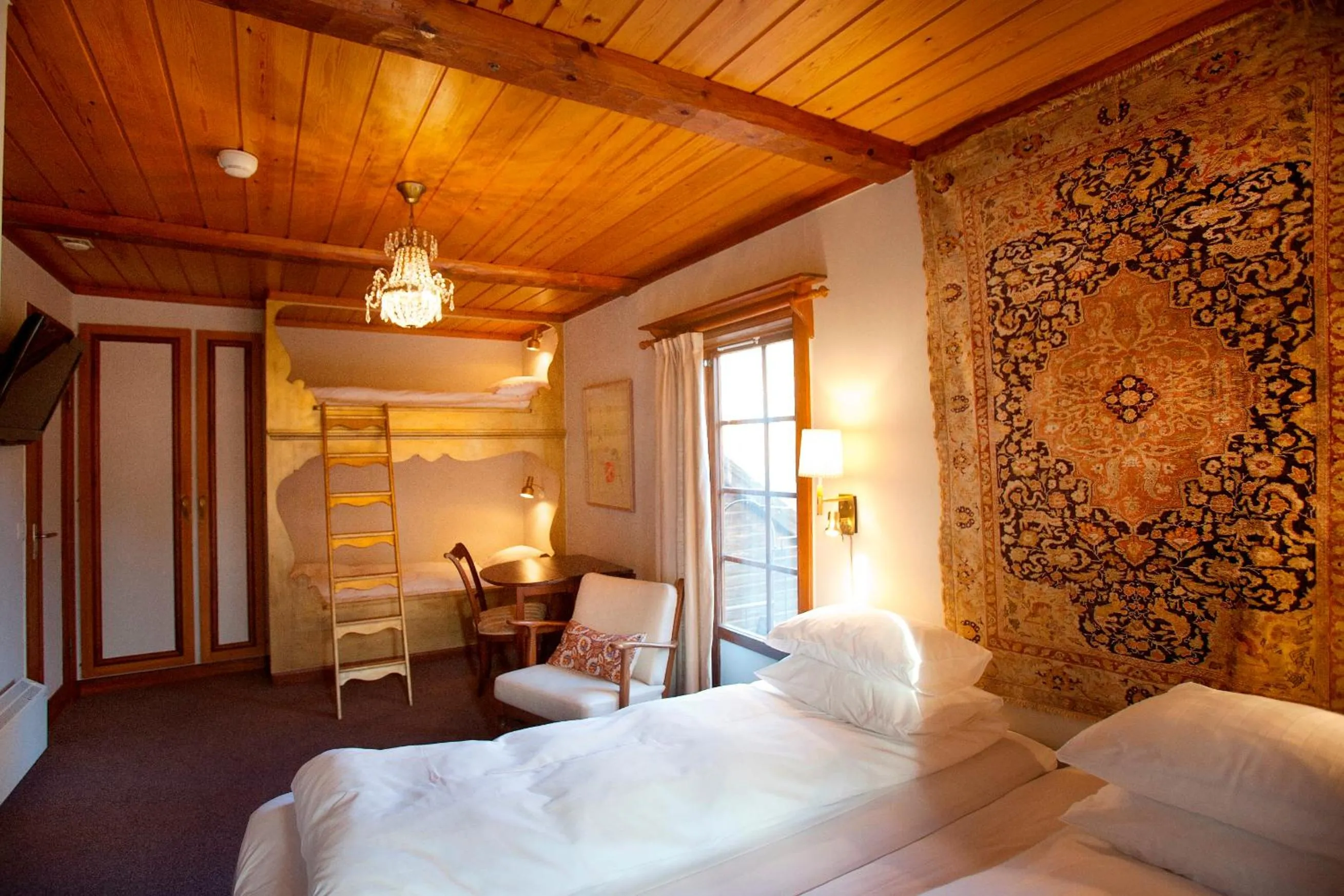 Photo of the whole room, Bed in Green Hotel