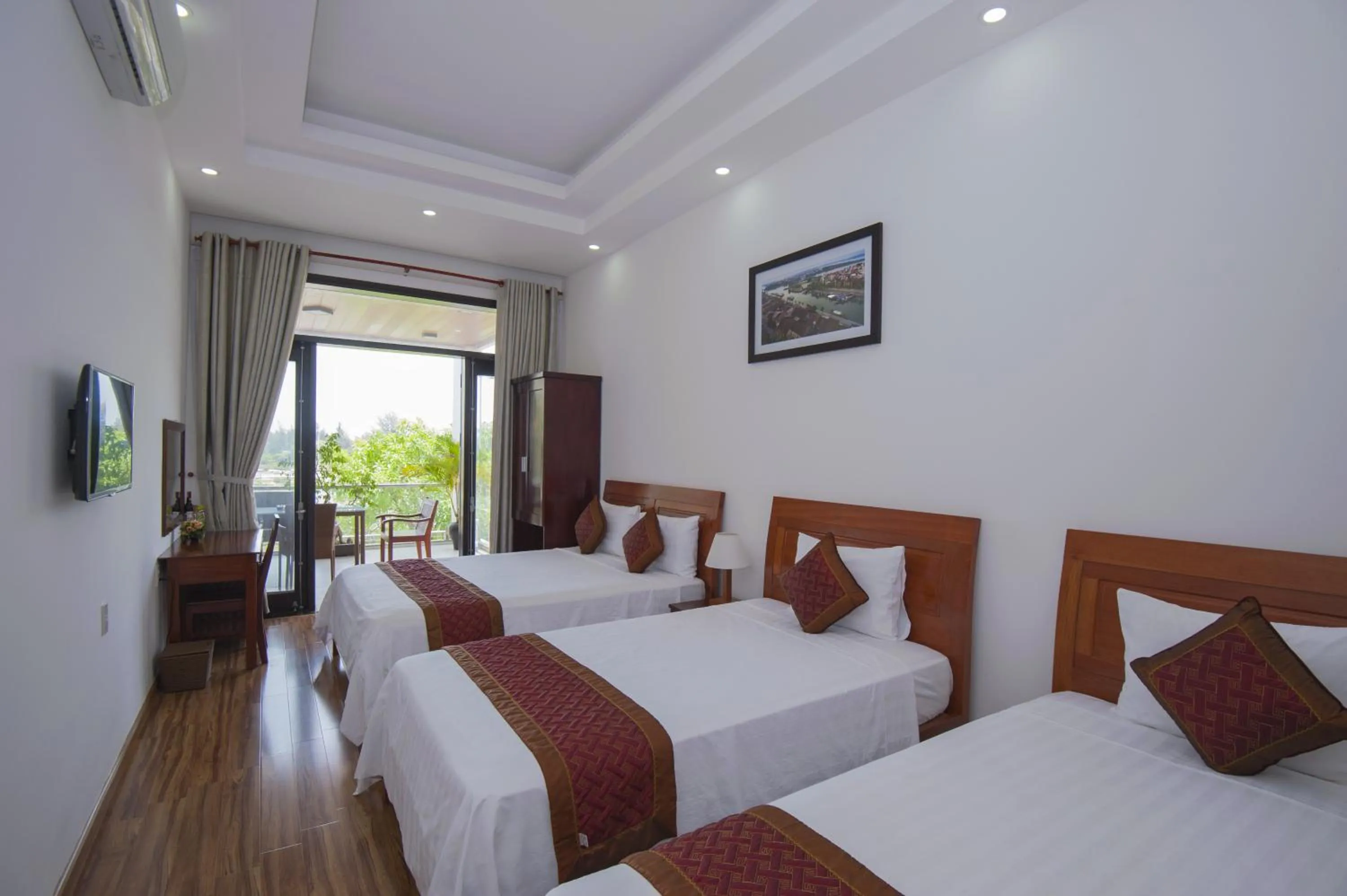 Bedroom, Bed in Hoi An Sun Lake Villa