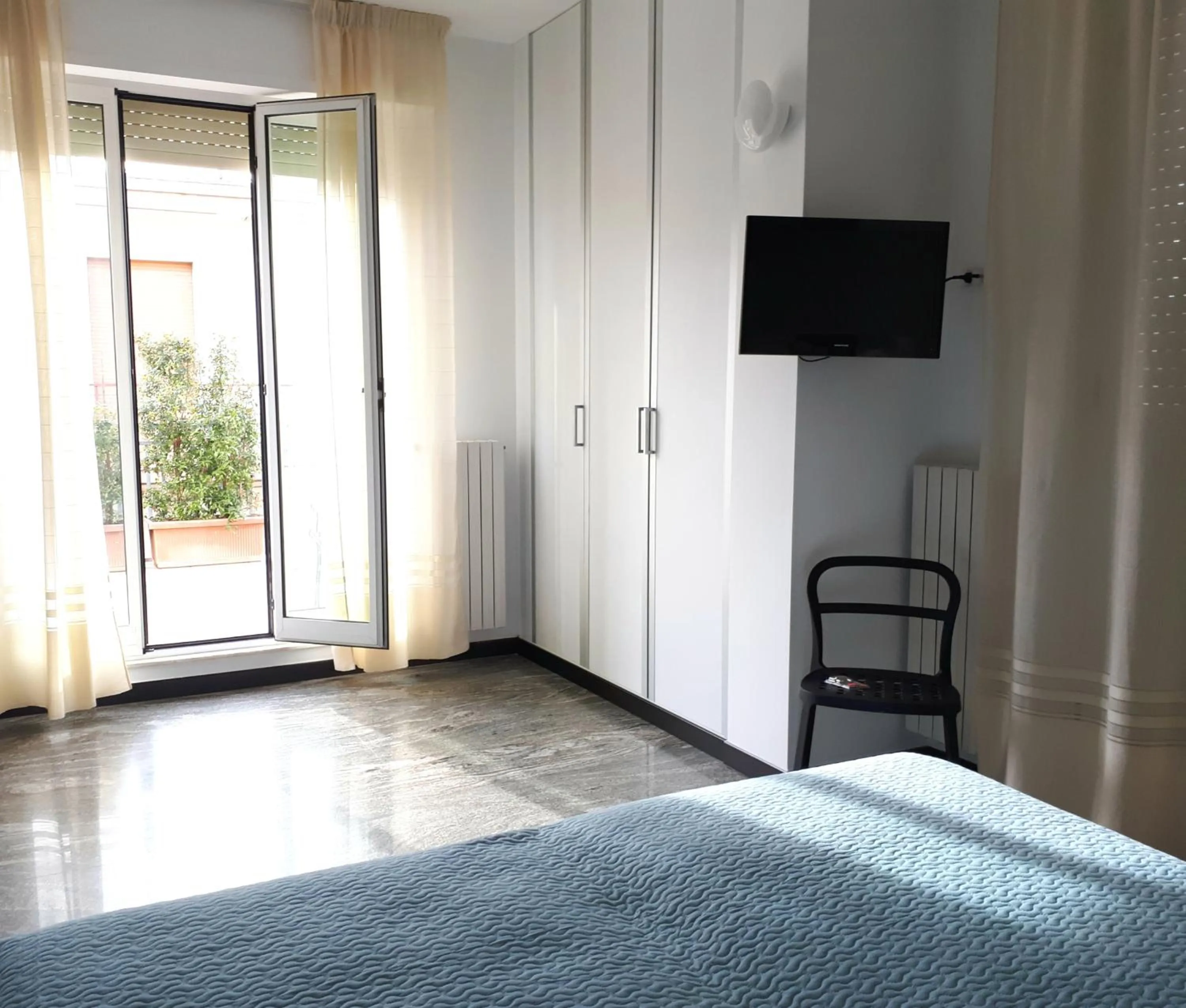 Bedroom, Bed in Bigarò