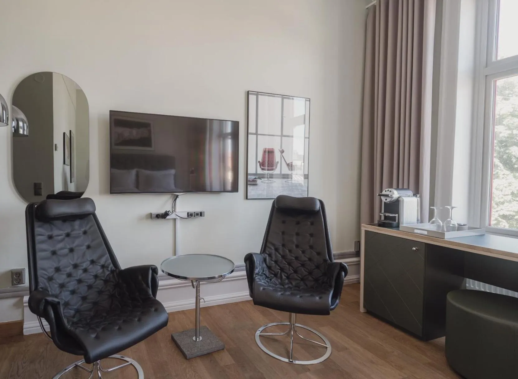 Seating area in The Duxiana Malmö