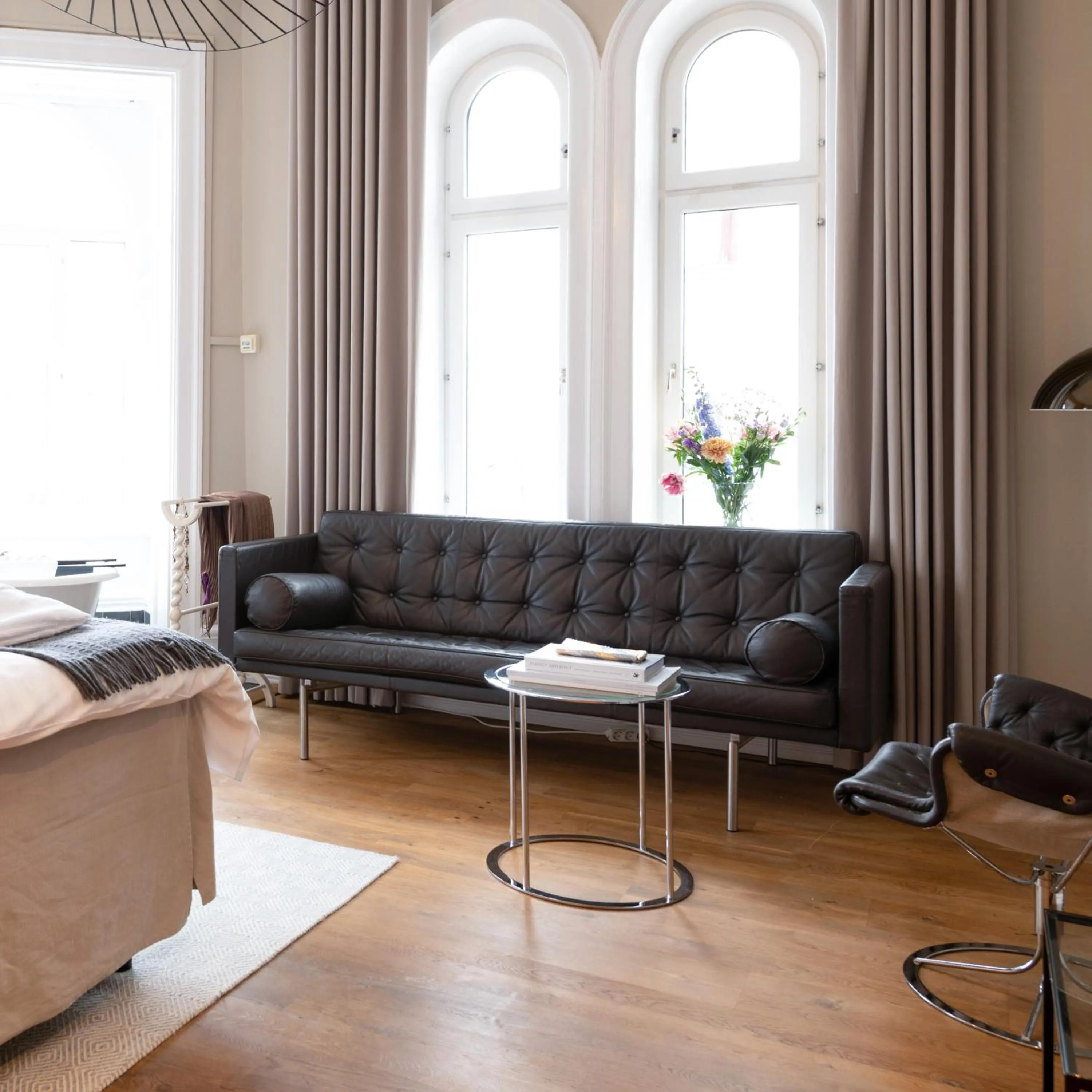 Seating area in The Duxiana Malmö