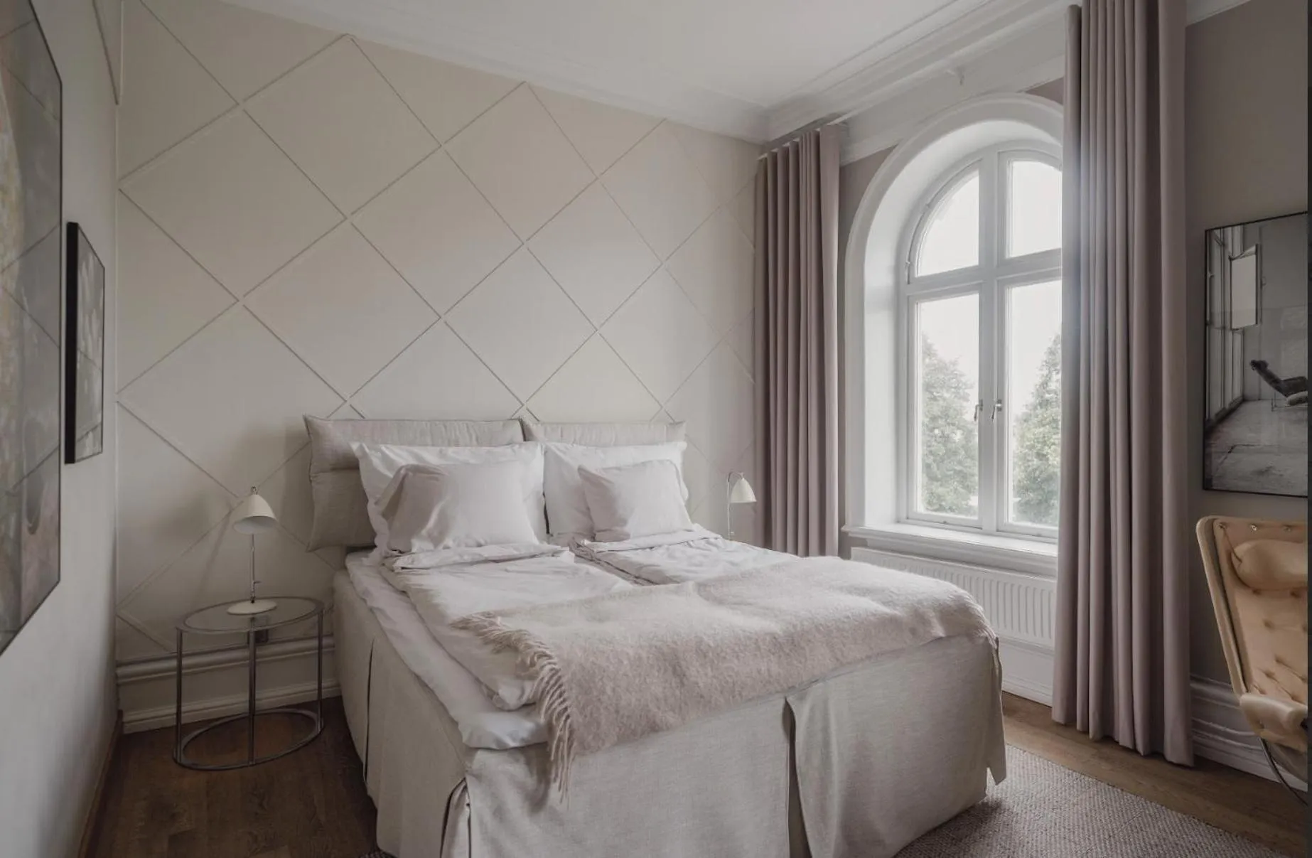 Bed in The Duxiana Malmö