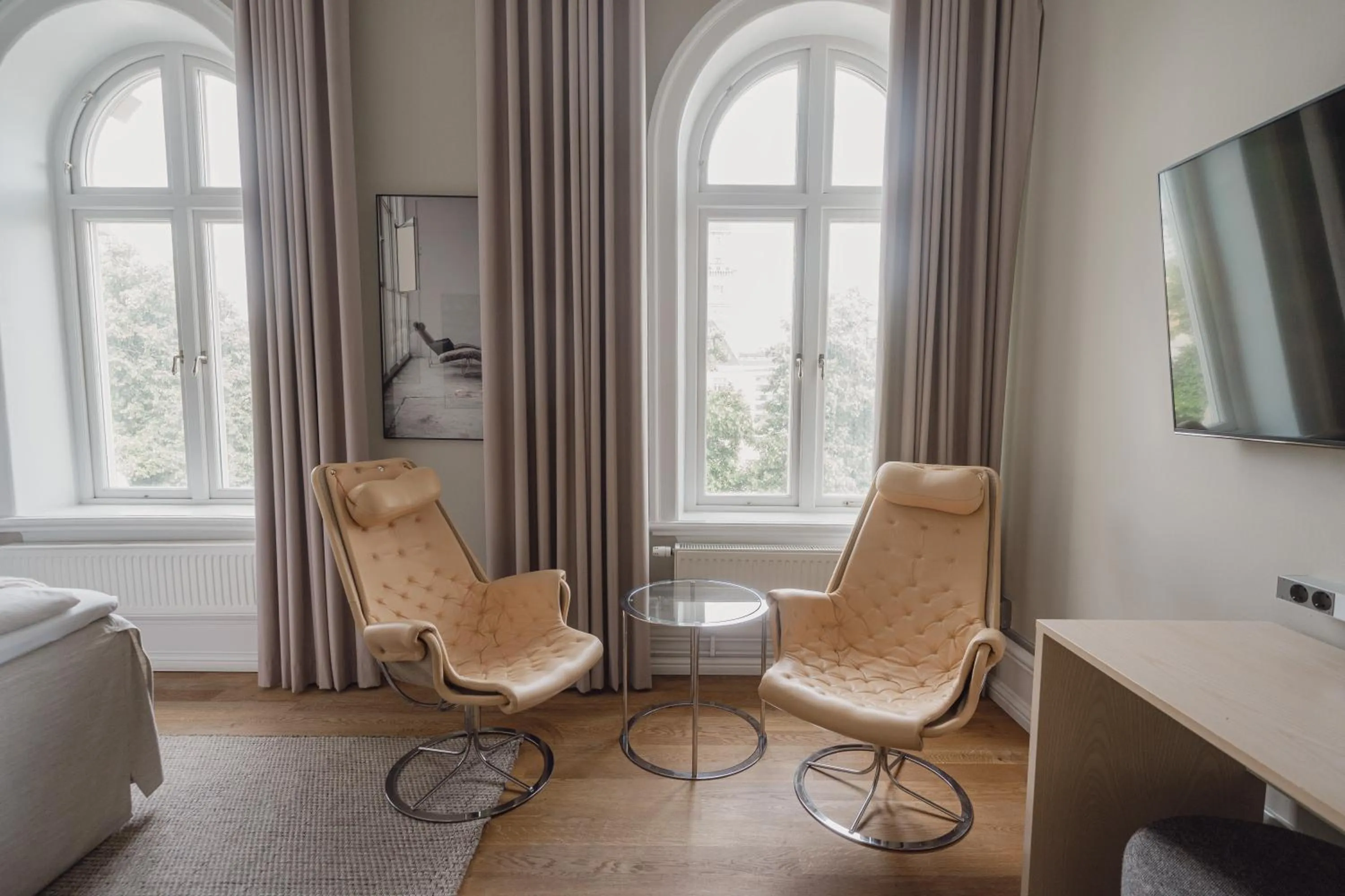 Seating area in TwentySix