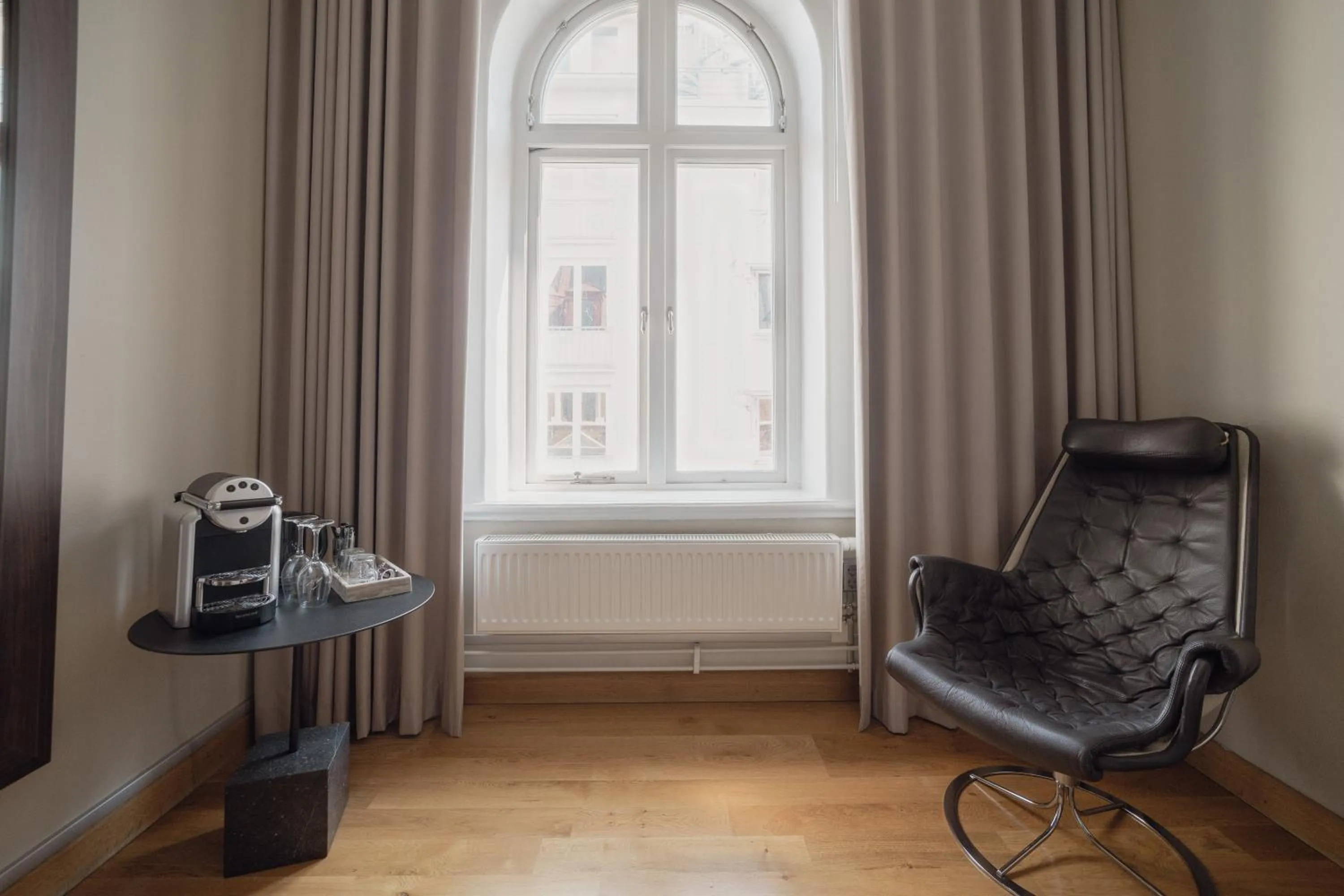 Seating area in TwentySix