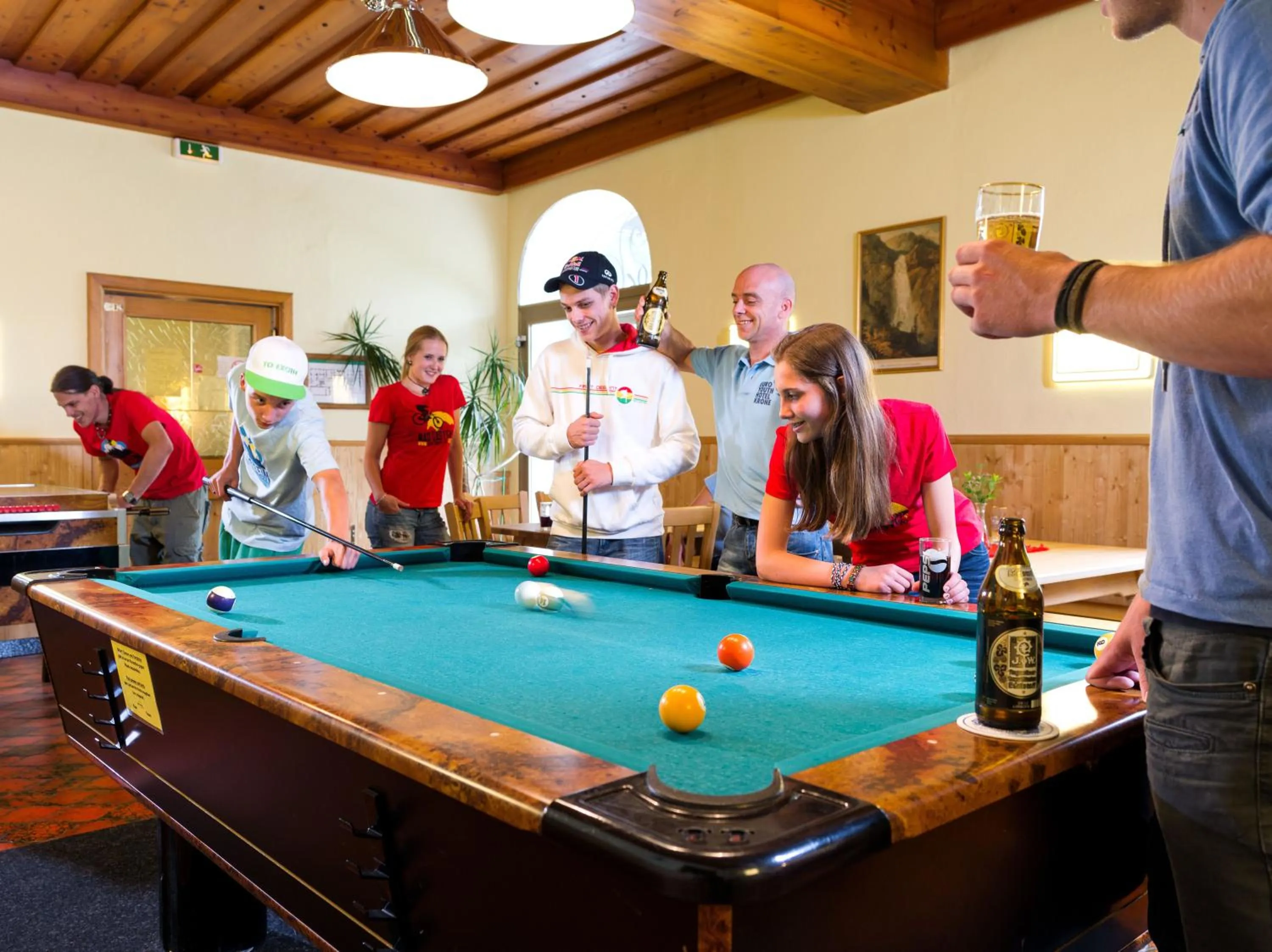 Billiard in Euro Youth Hotel & Krone