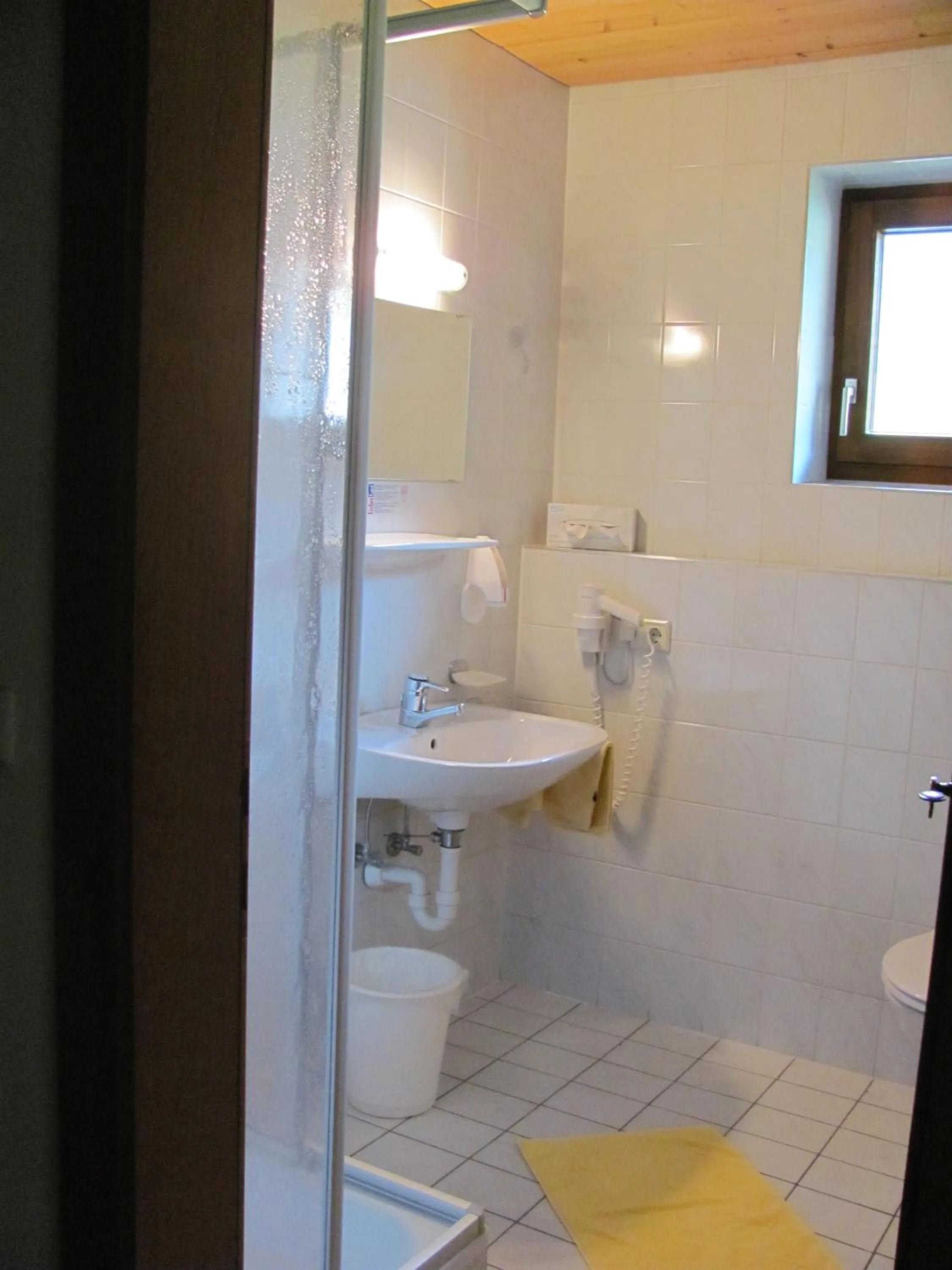 Bathroom in Hotel Landhaus Zillertal