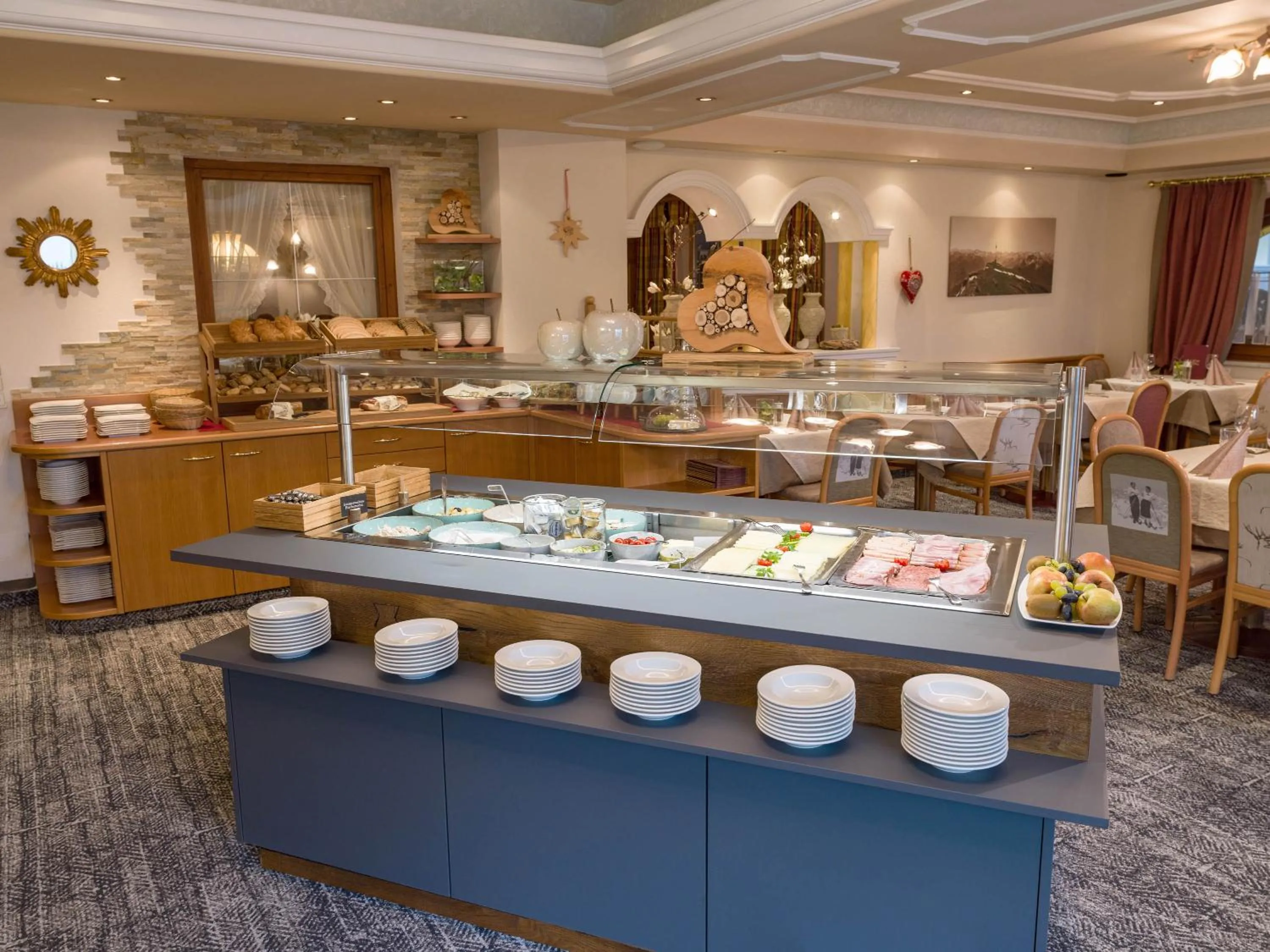 Continental breakfast in Hotel Landhaus Zillertal