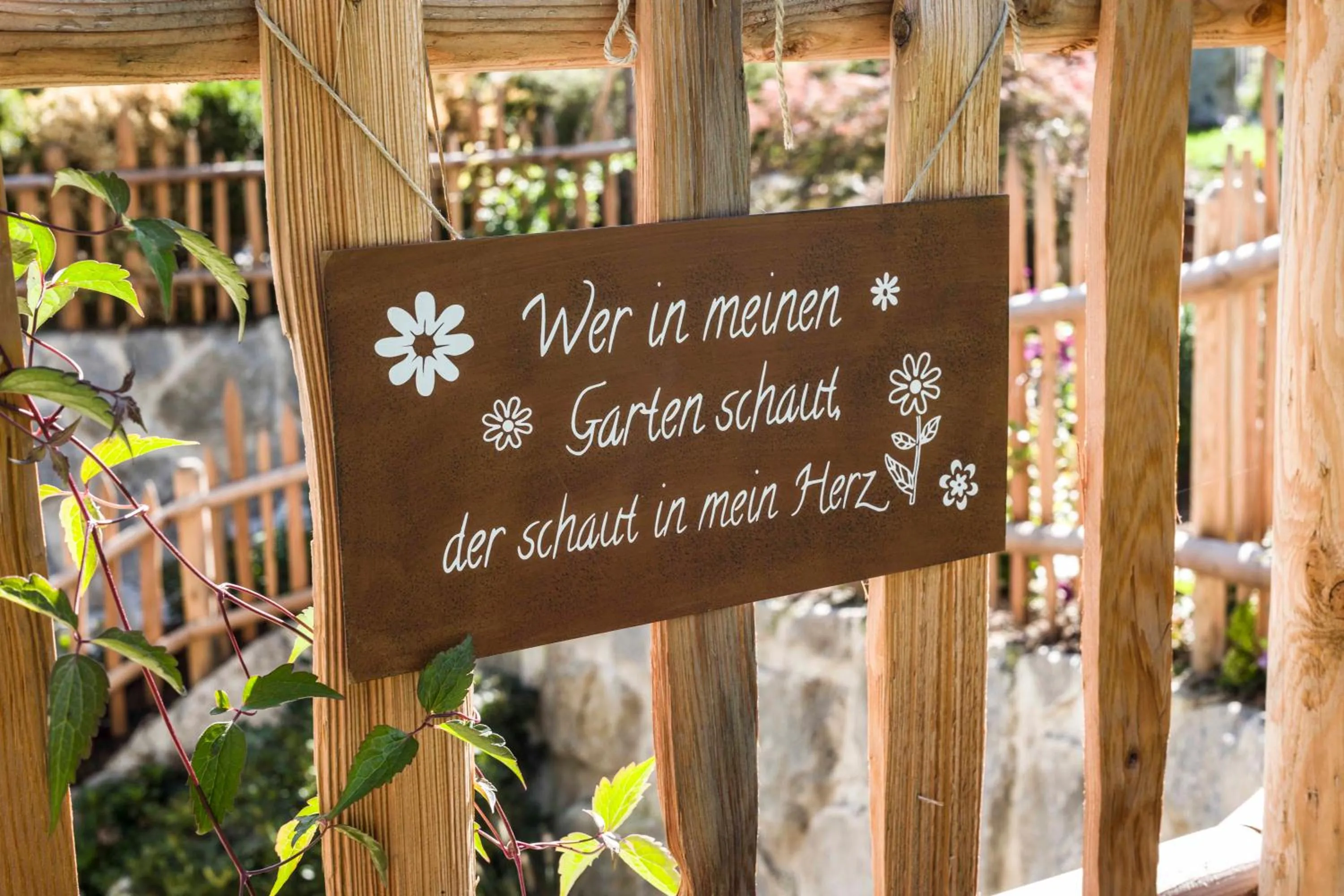 Garden in Hotel Landhaus Zillertal