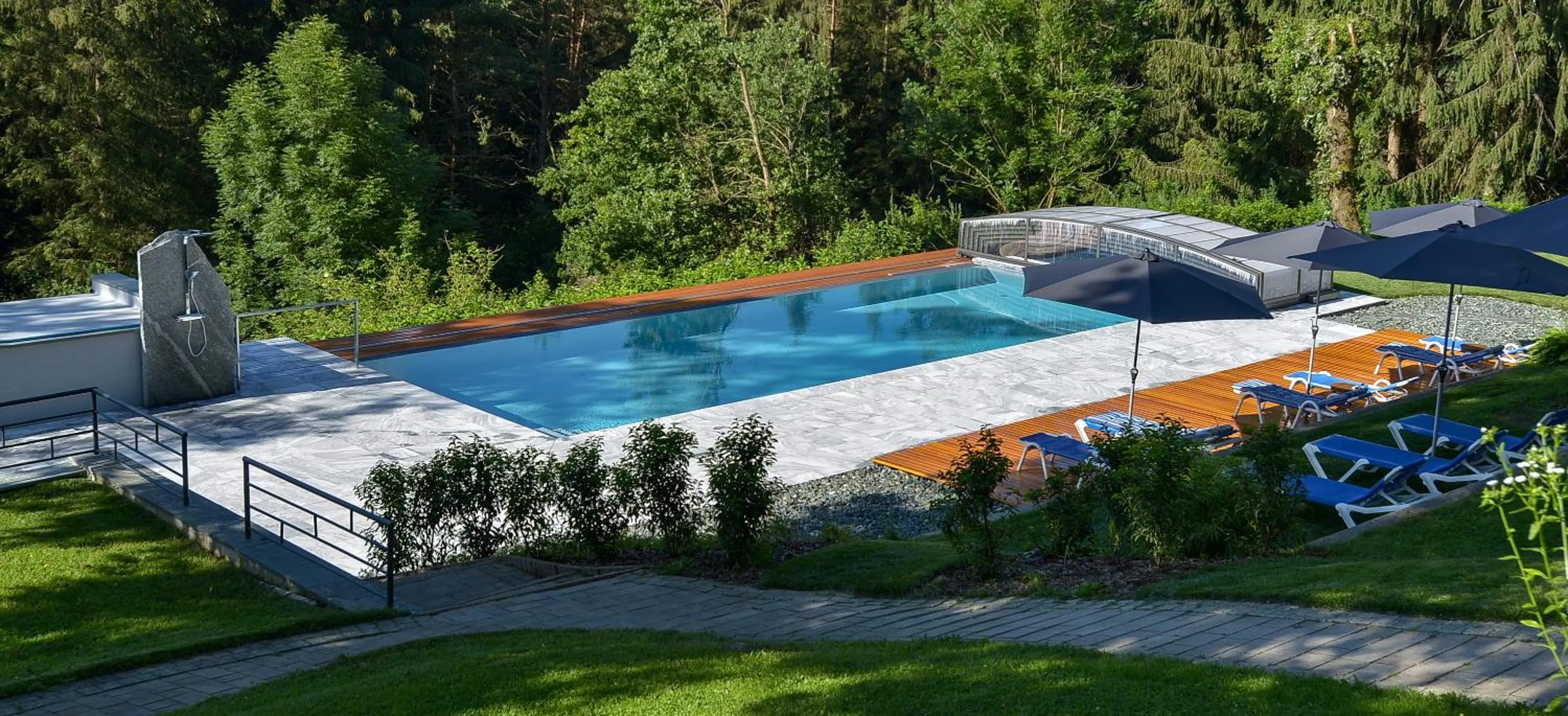 Garden in Landidyll-Hotel Nudelbacher