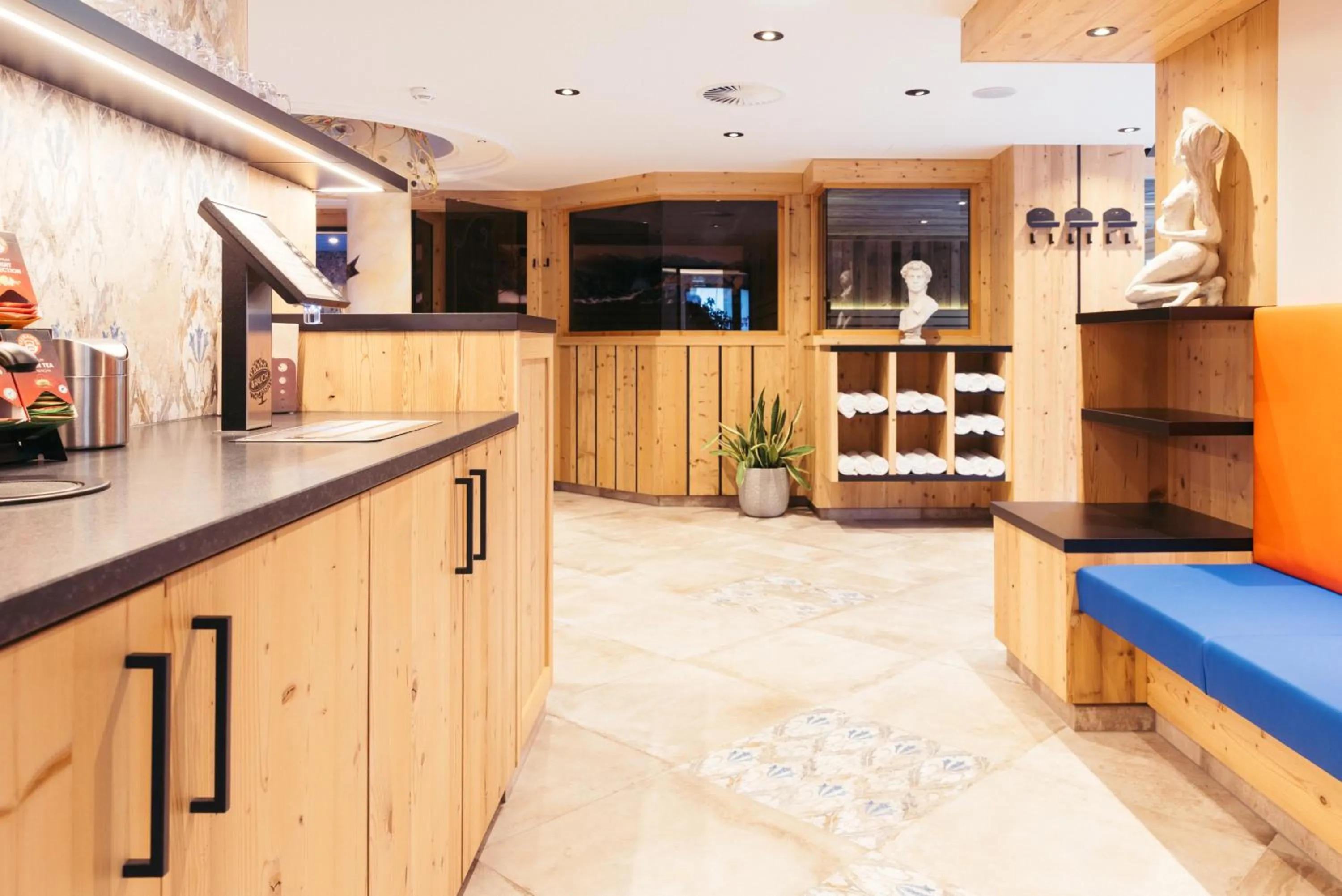 Spa and wellness centre/facilities in Hotel Neuhintertux 4 Sterne superior