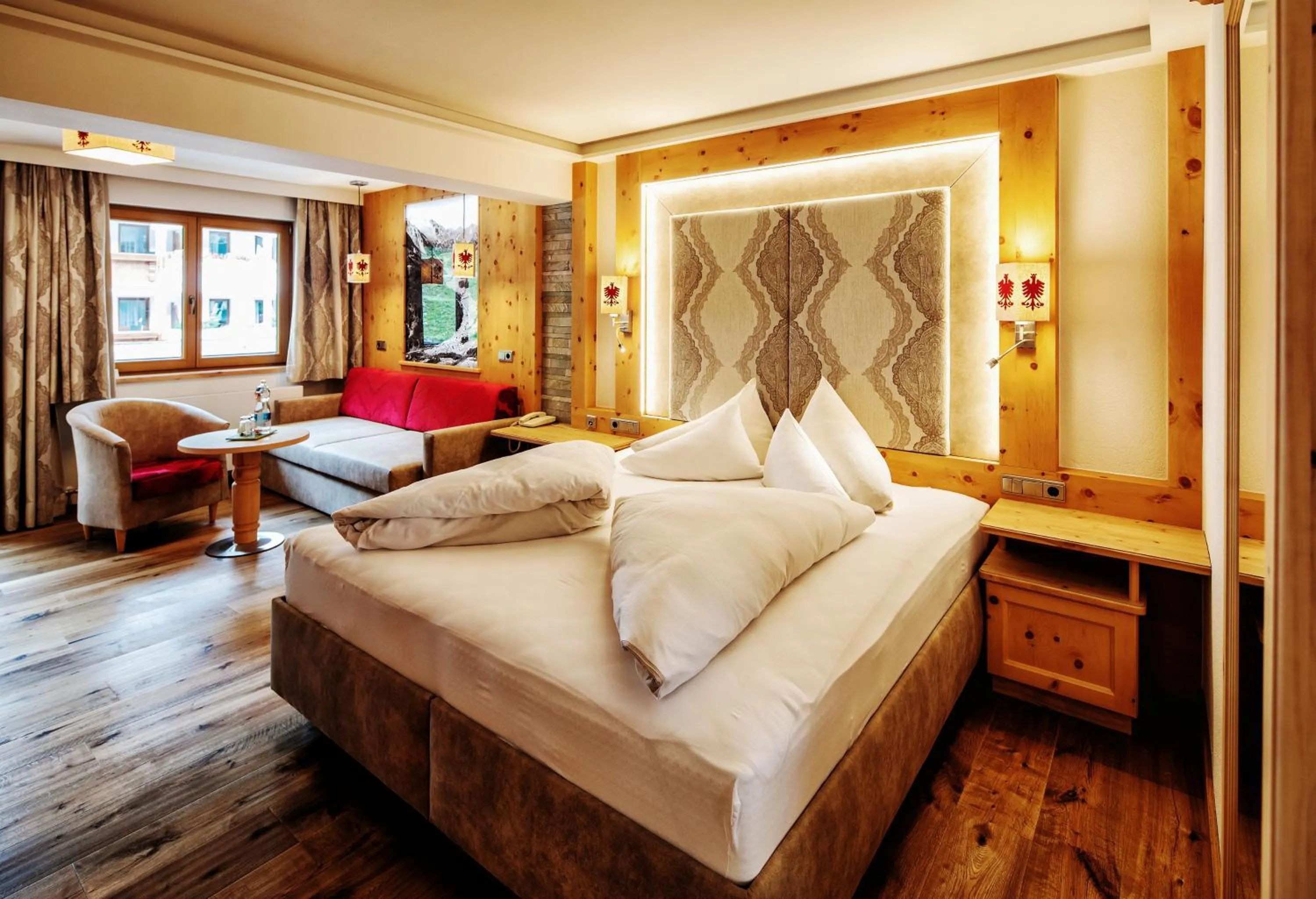 Staff, Bed in Hotel Neuhintertux 4 Sterne superior