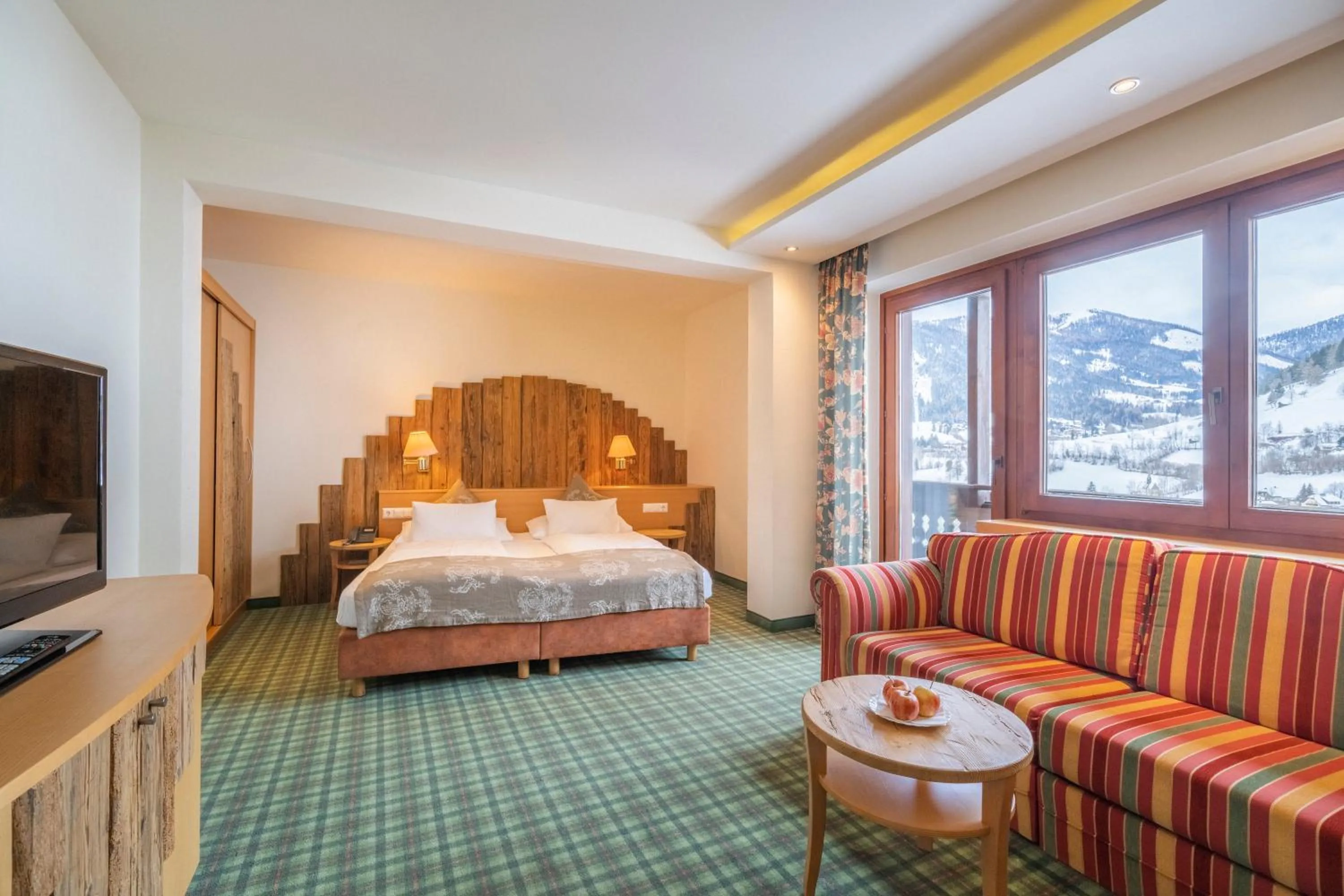 Photo of the whole room, Bed in Der Kirchheimerhof - Superior