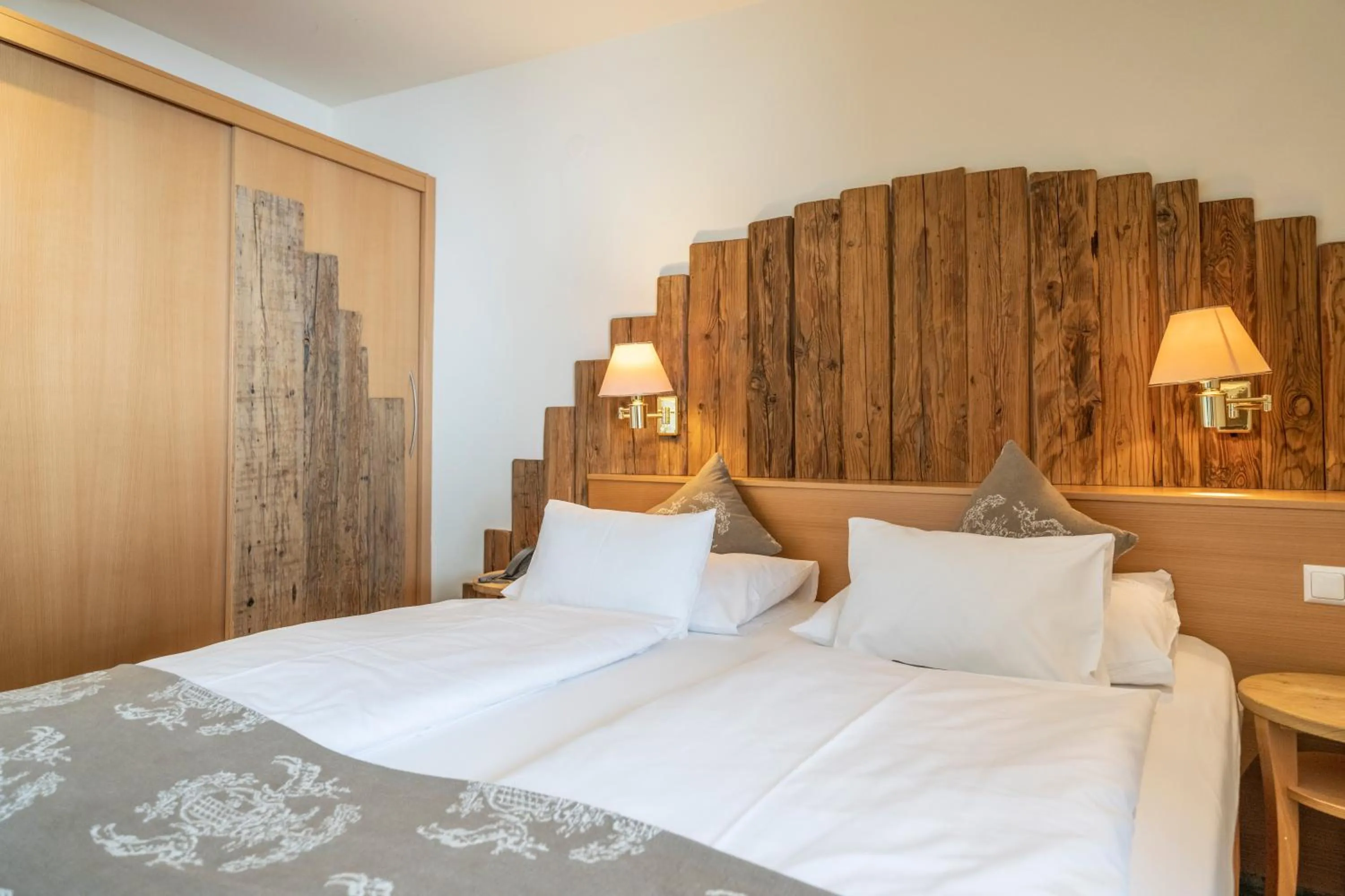 Photo of the whole room, Bed in Der Kirchheimerhof - Superior