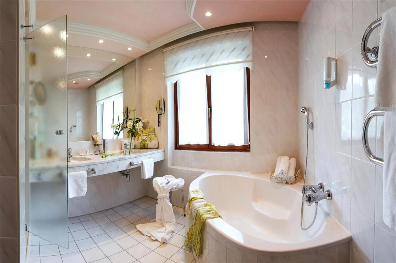 Shower in Der Kirchheimerhof - Superior