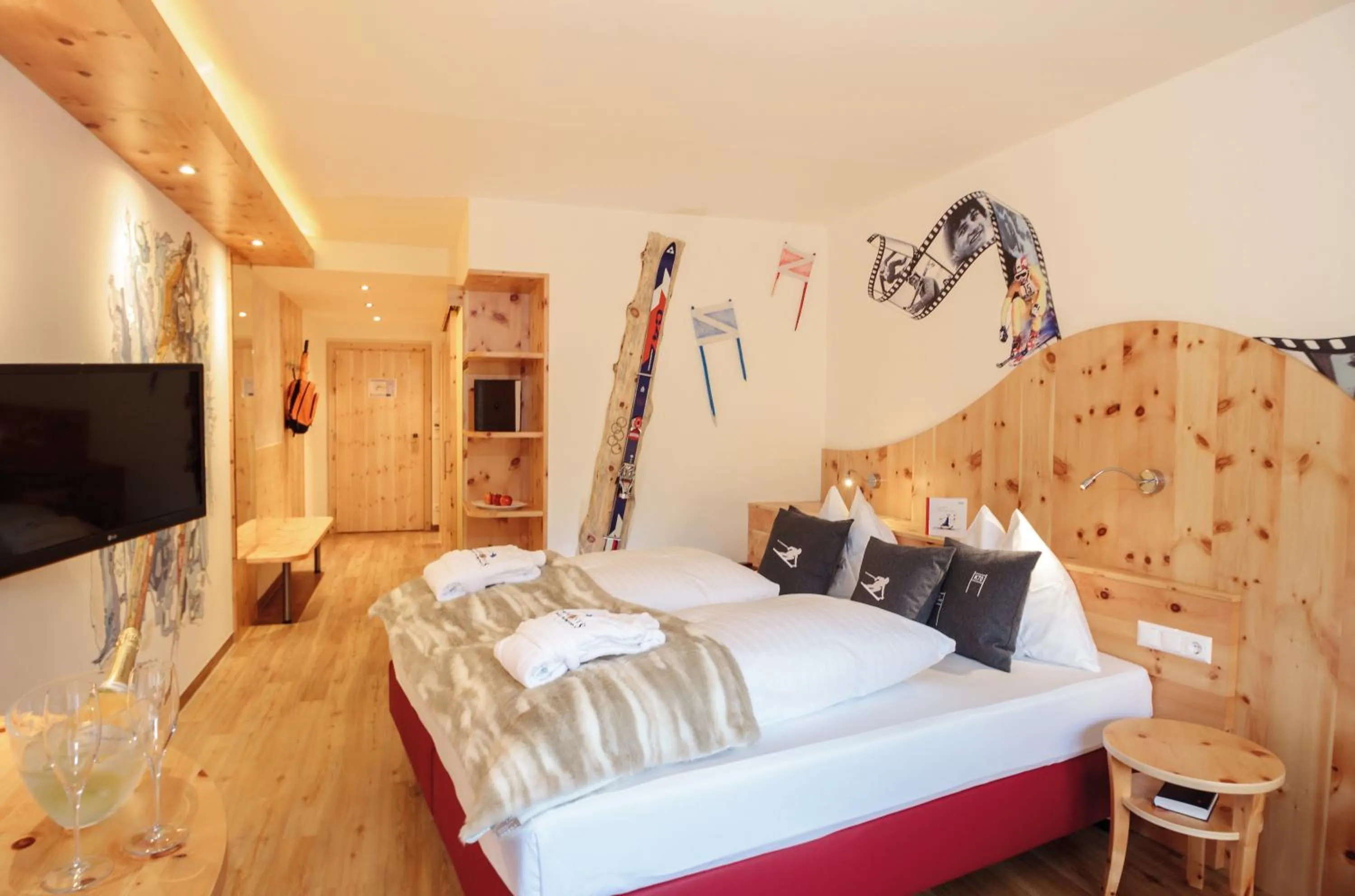 Photo of the whole room, Bed in Der Kirchheimerhof - Superior