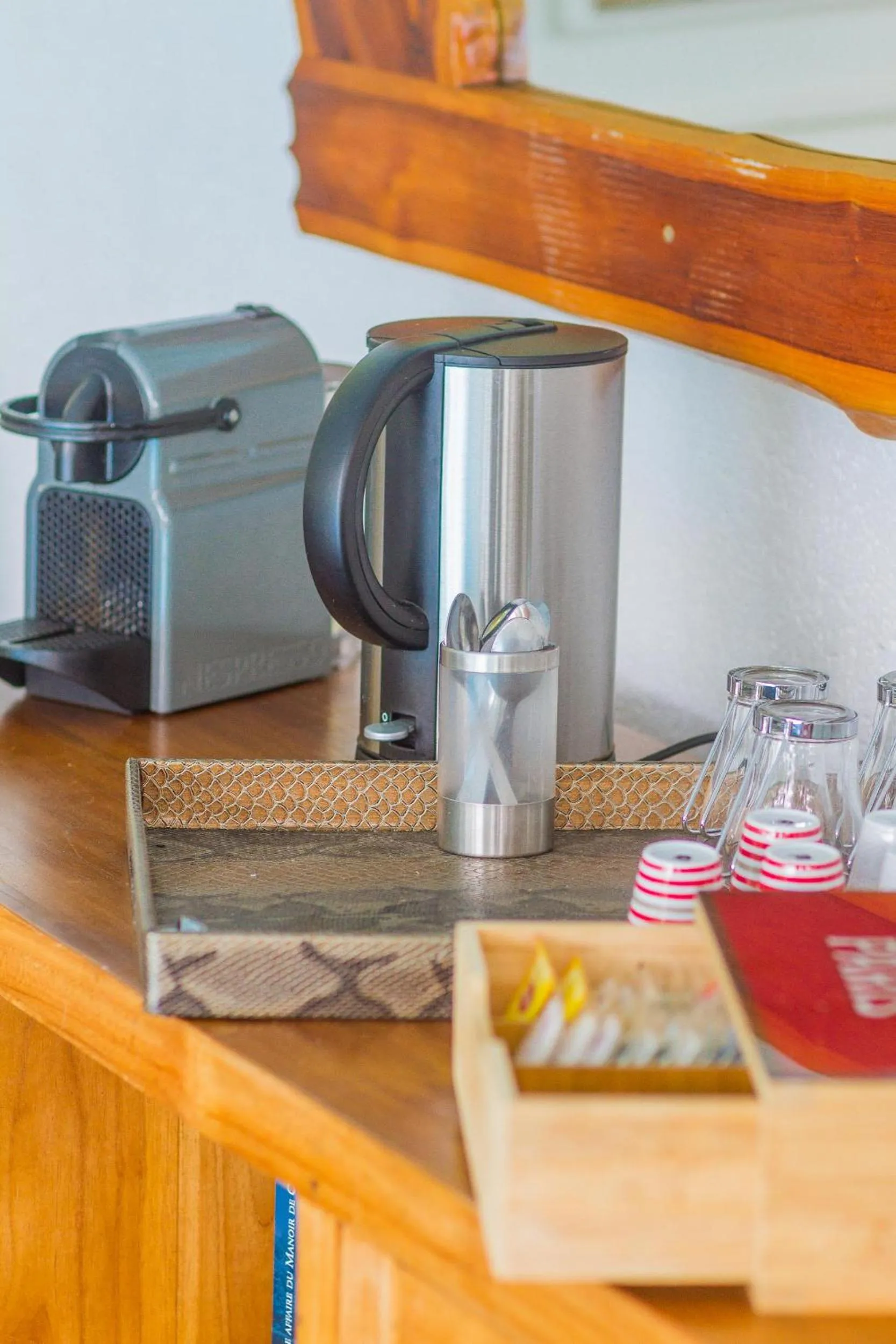 Property building in Carre Royal