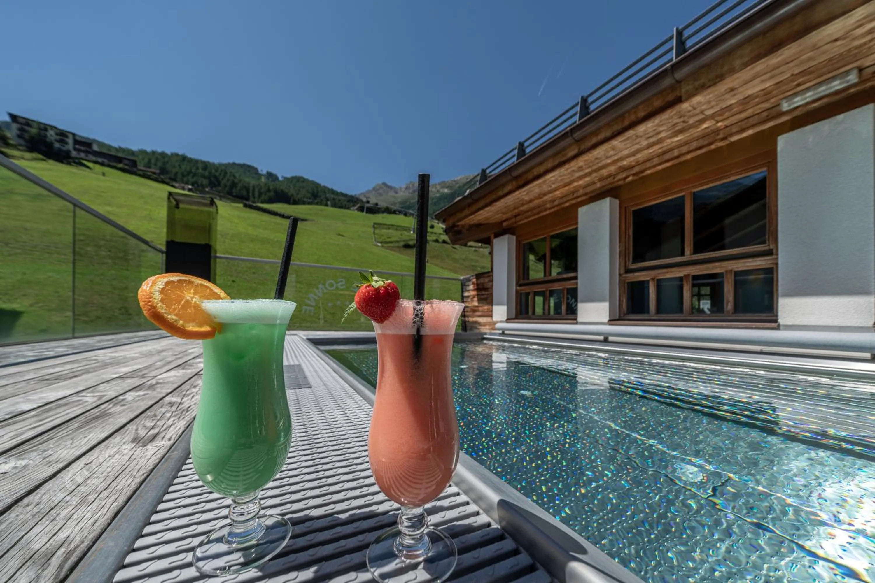 Swimming pool in Hotel Liebe Sonne 4S