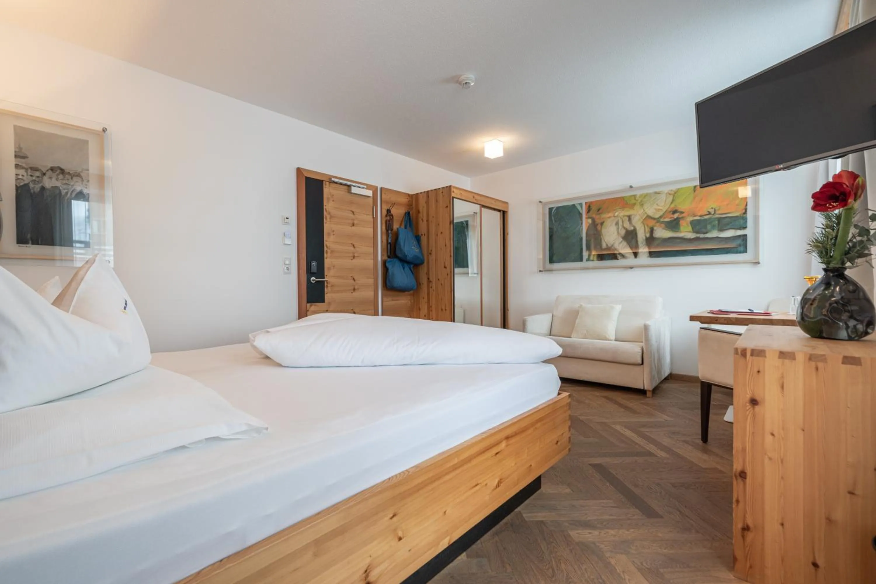 Bed in Hotel Liebe Sonne 4S