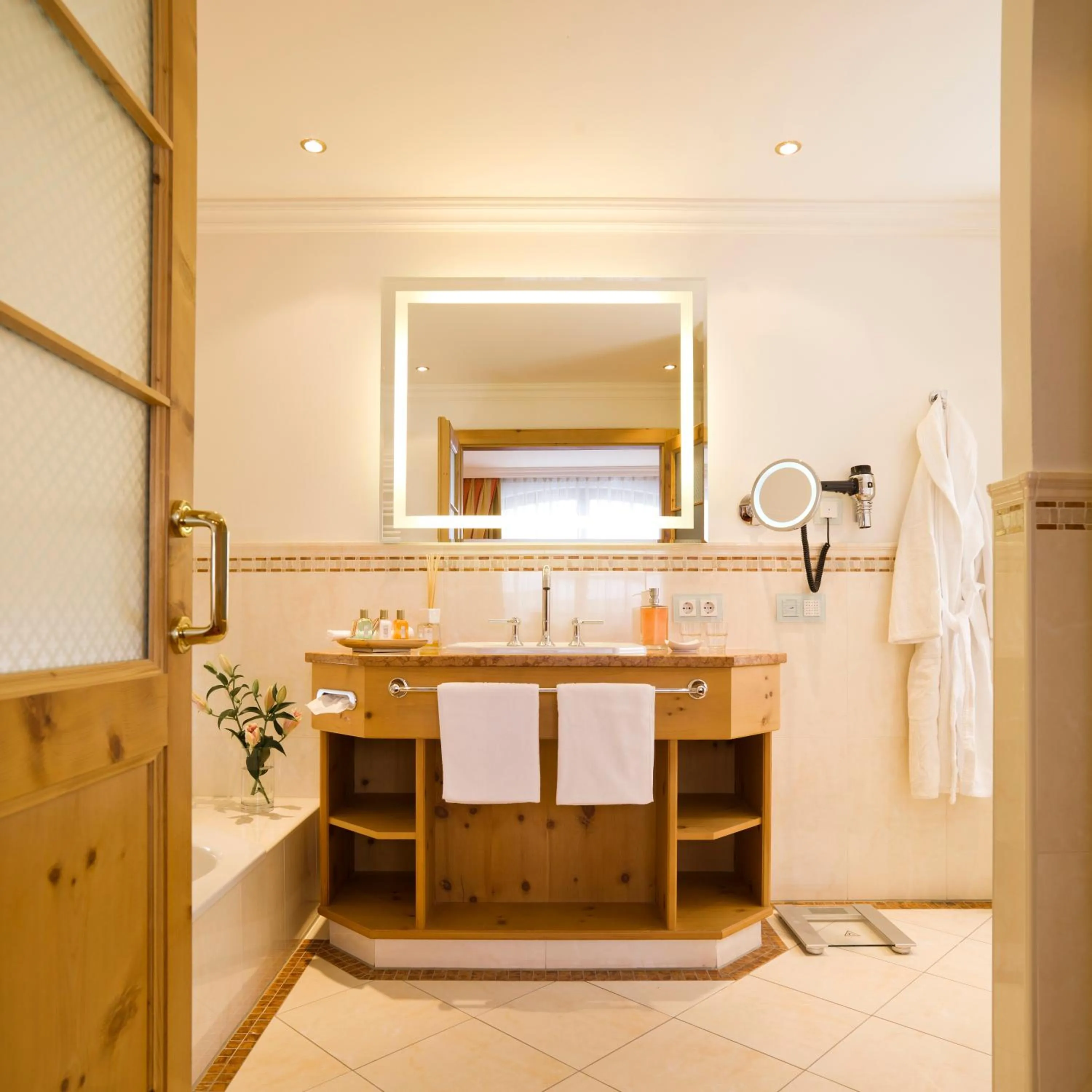 Bathroom in Superior Hotel Tirolerhof - Zell am See