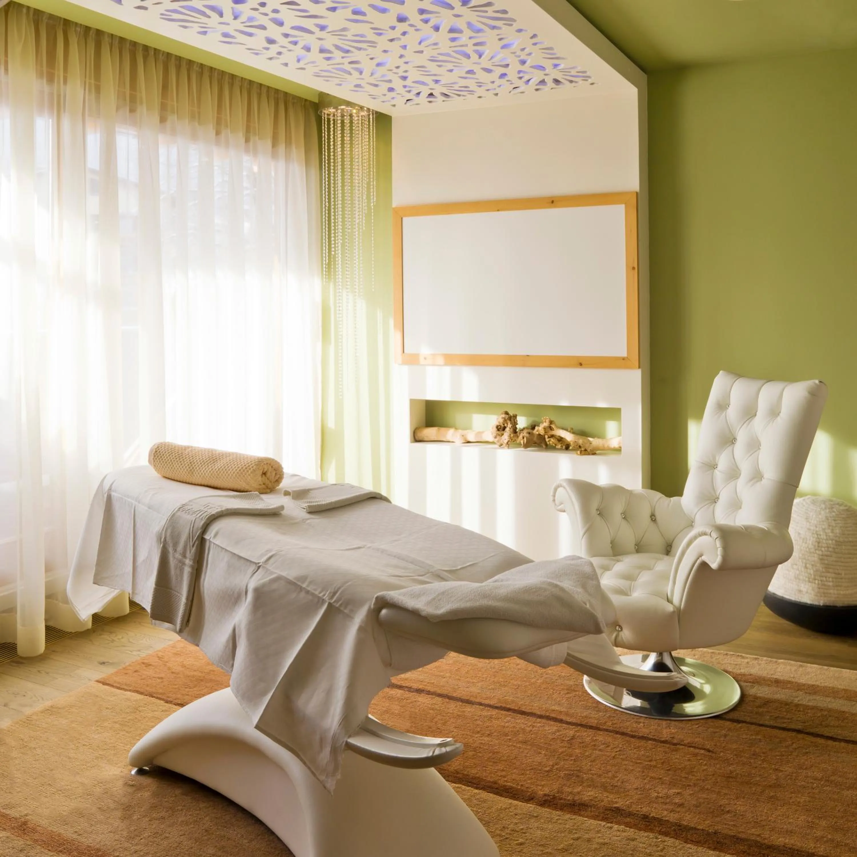 Spa and wellness centre/facilities in Superior Hotel Tirolerhof - Zell am See