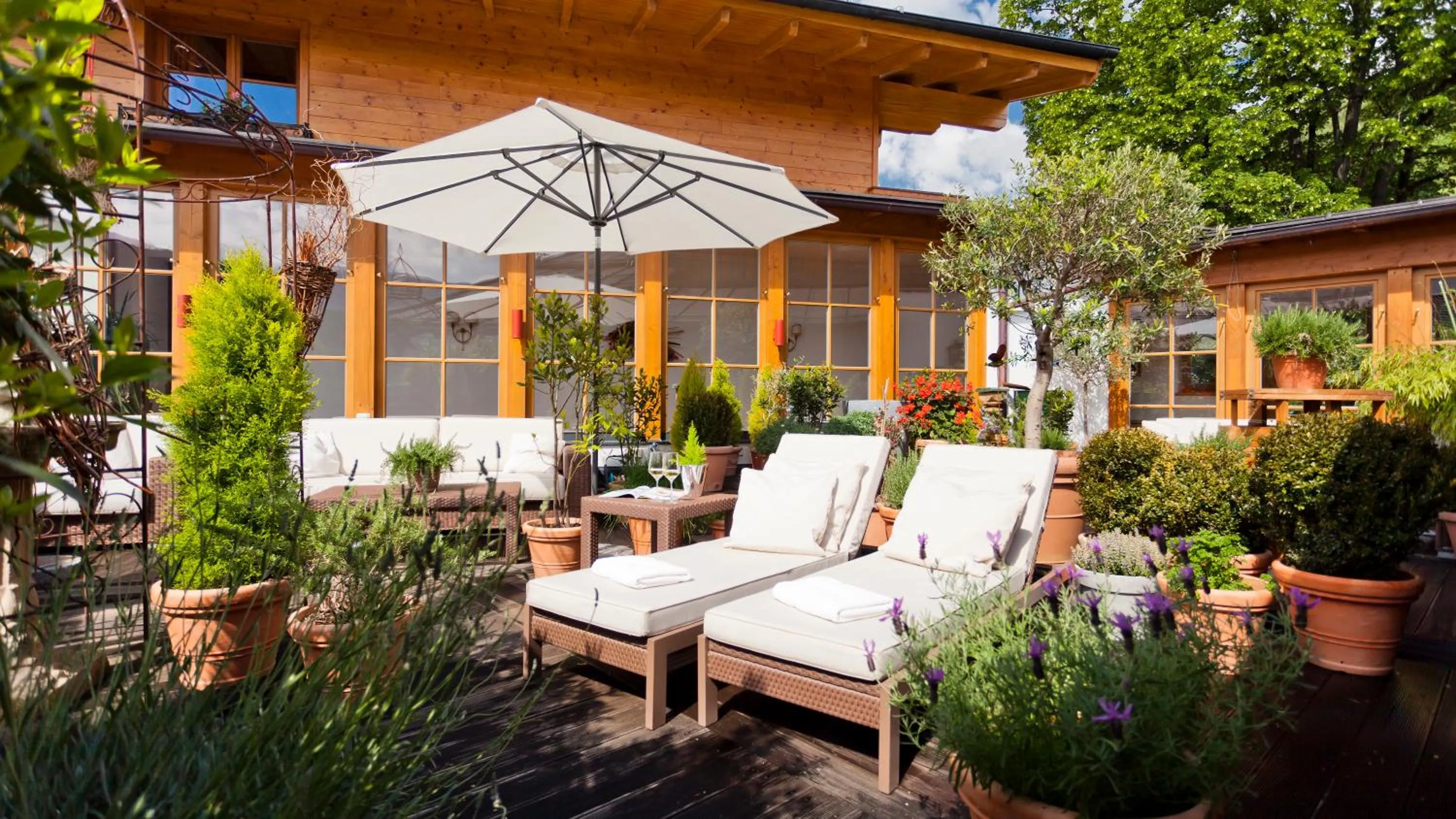 Garden in Superior Hotel Tirolerhof - Zell am See