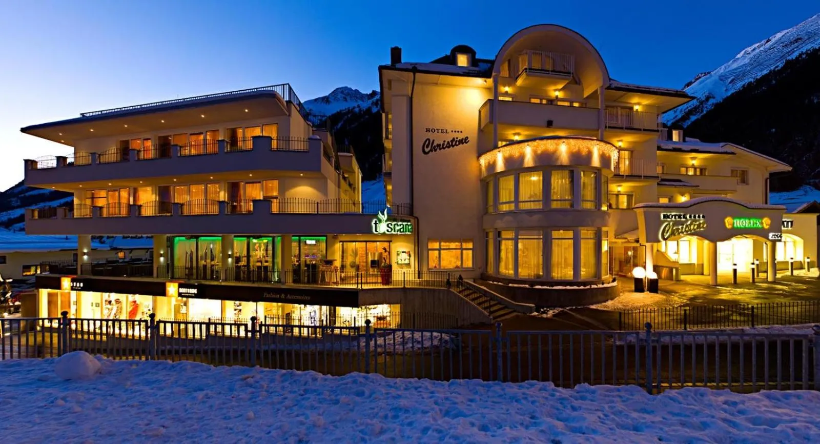Property building in Hotel Garni Christine