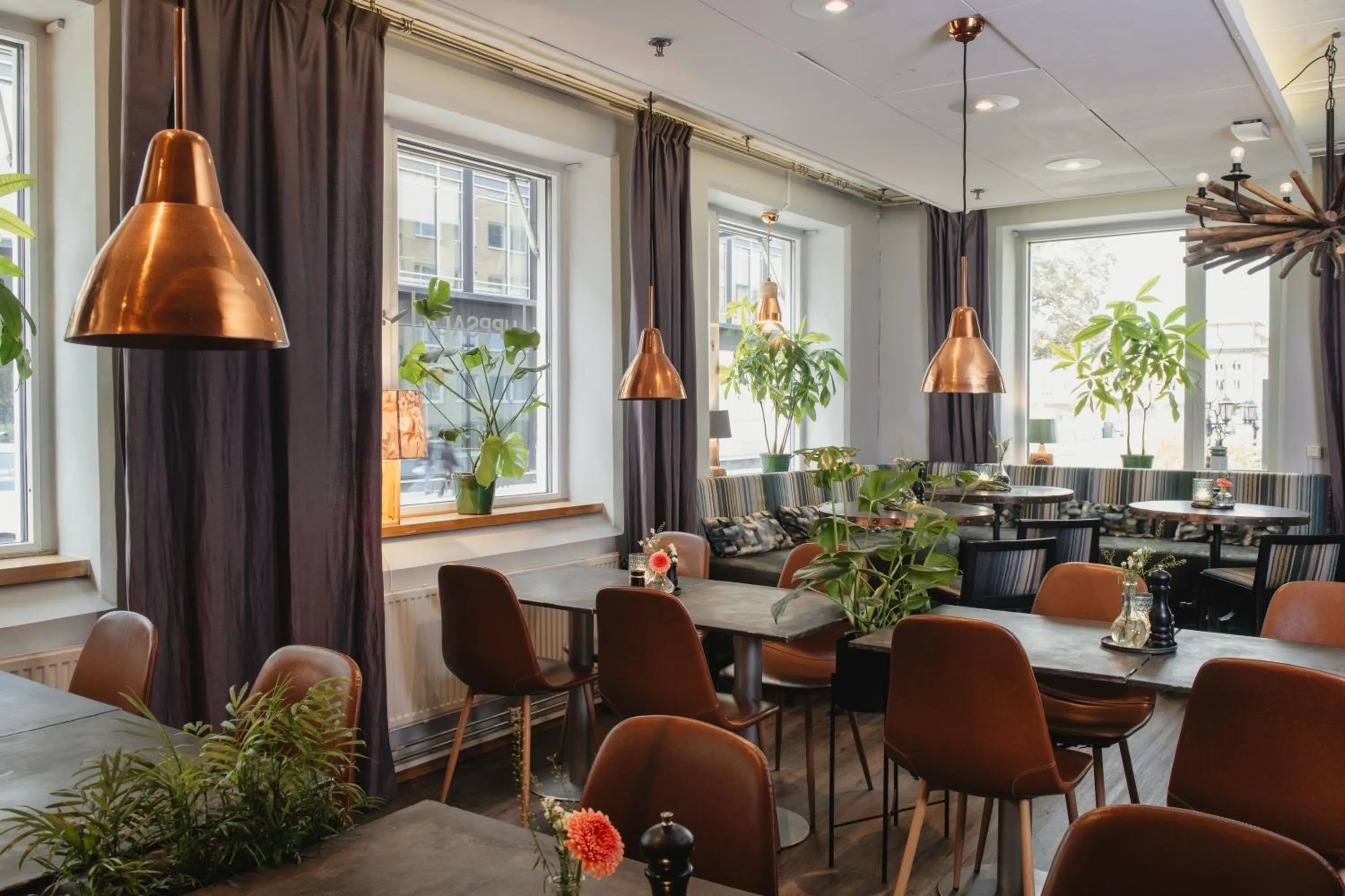 Restaurant/places to eat in Home Hotel Uppsala