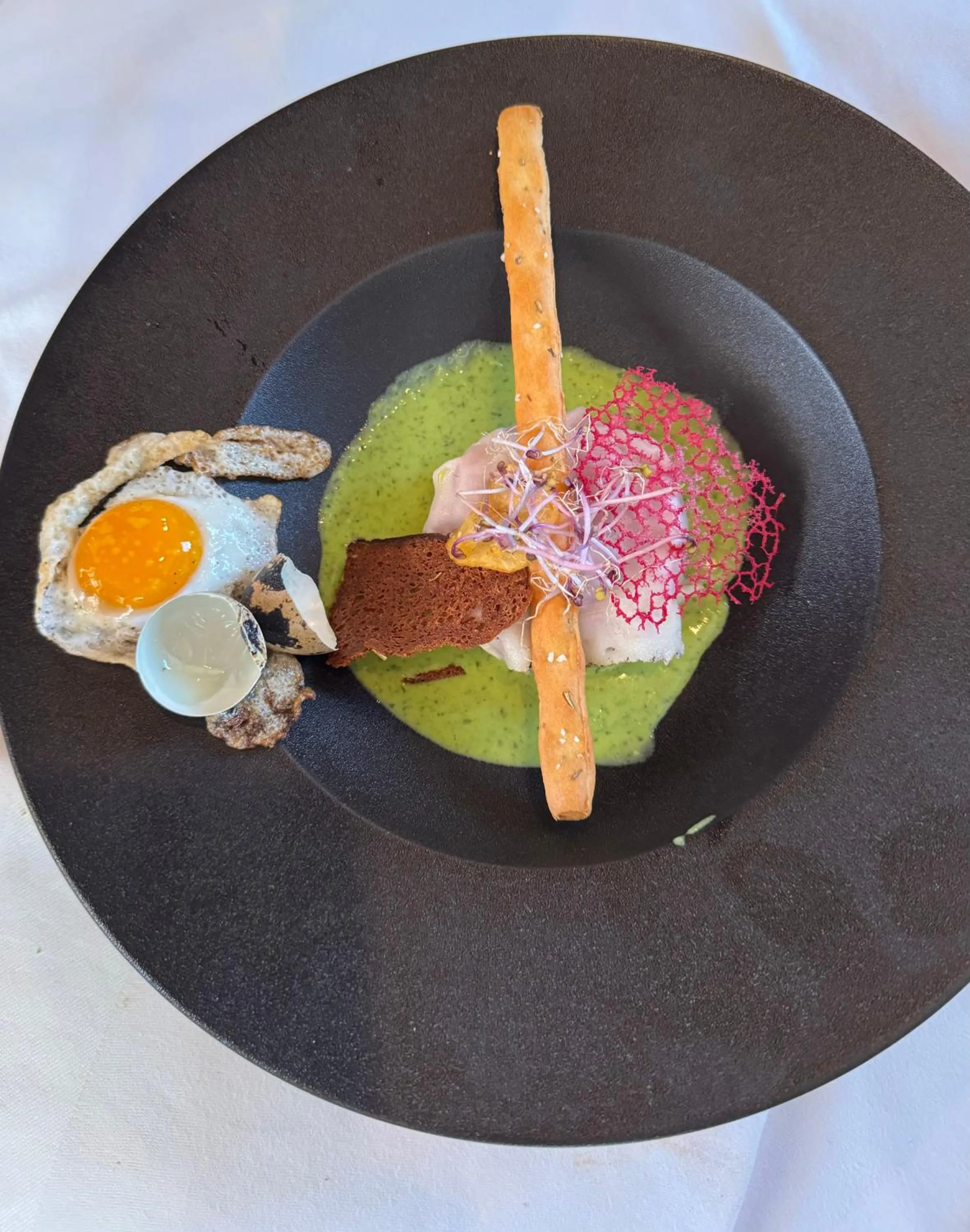 Restaurant/places to eat in Hotel Pariente