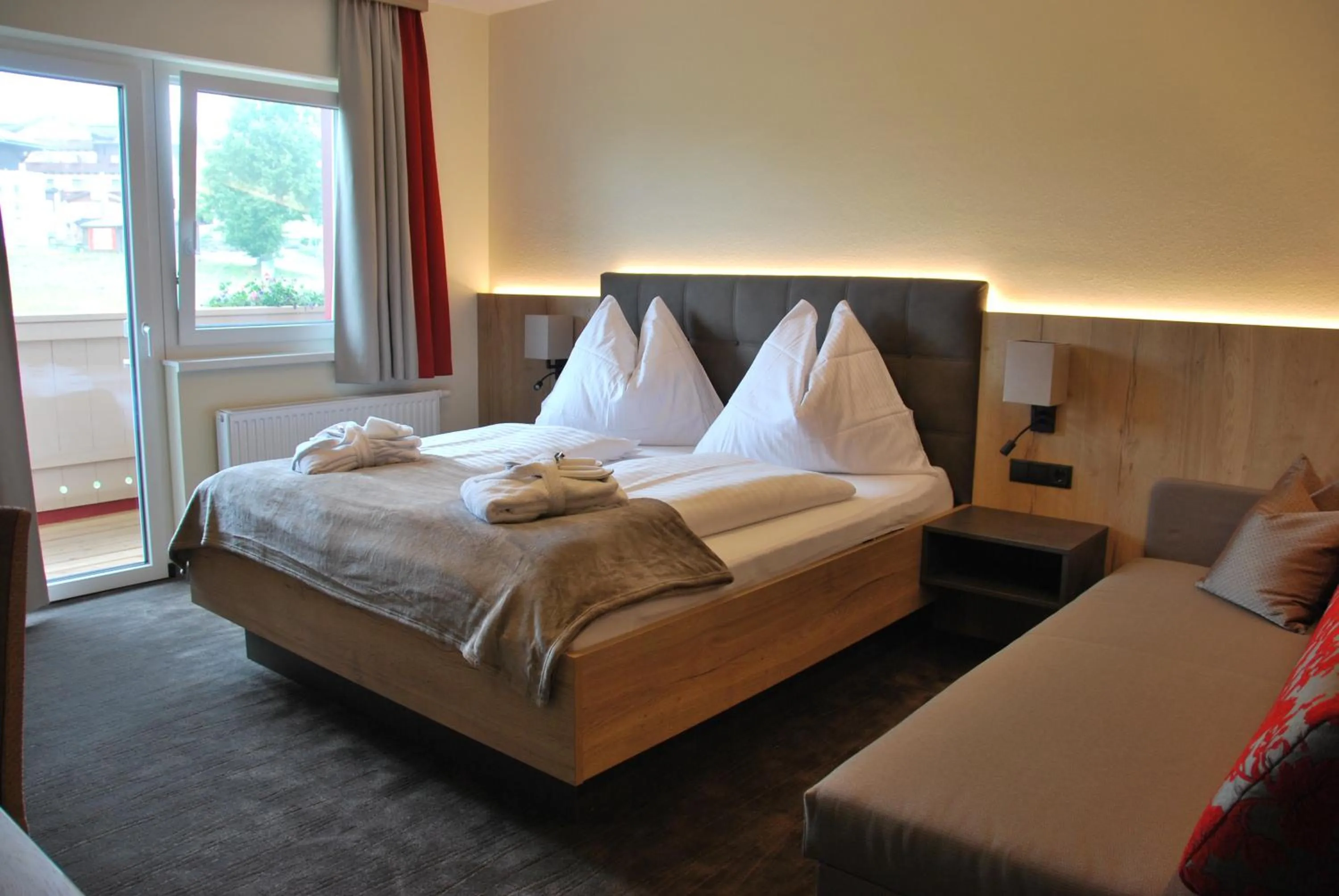 View (from property/room), Bed in Hotel Pariente