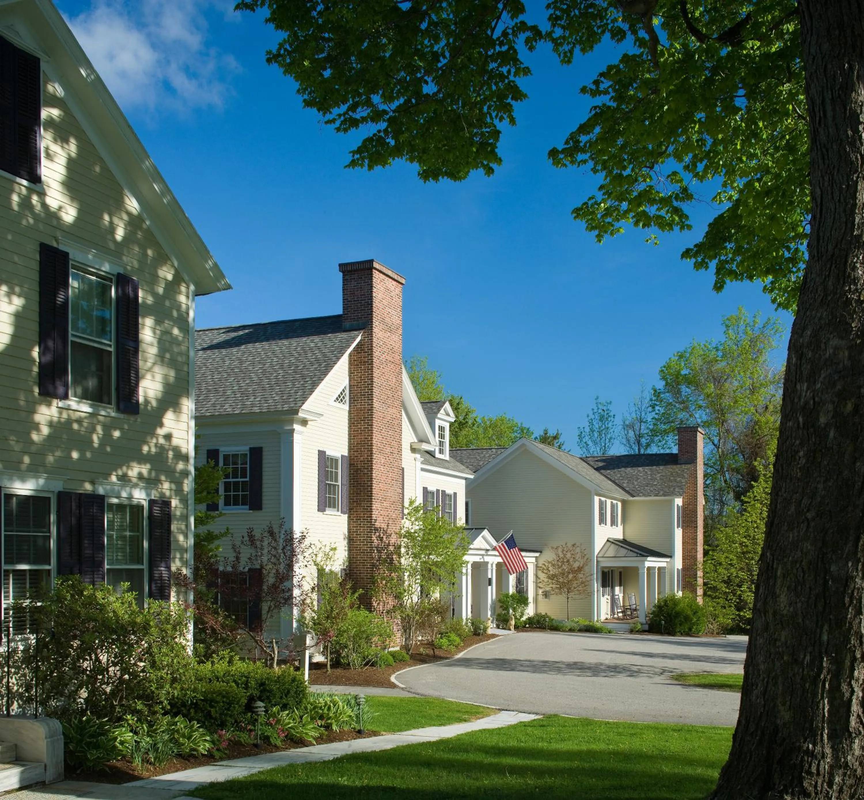 Facade/entrance in Reluctant Panther Inn & Restaurant