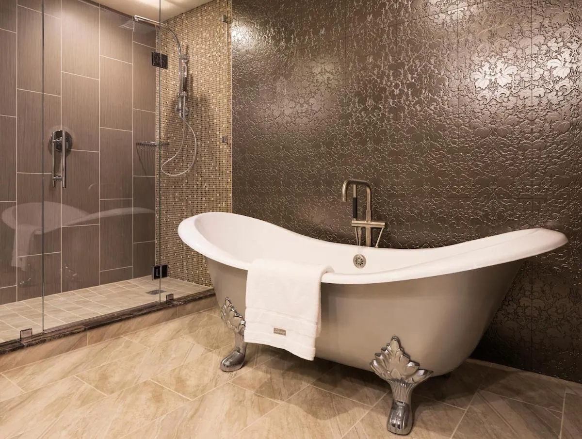 Shower in The Westin Nashville