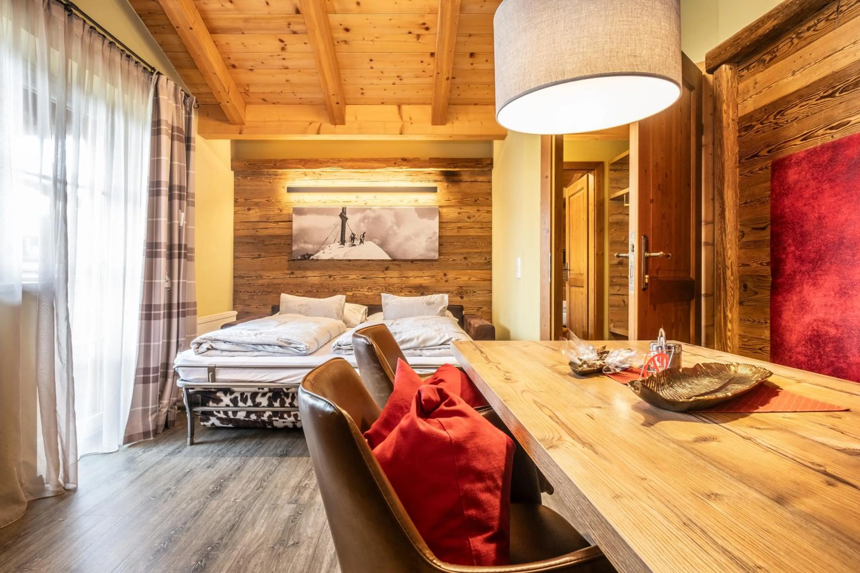 Living room in Dorfkrug Kaprun - Luxury Suites & Appartements