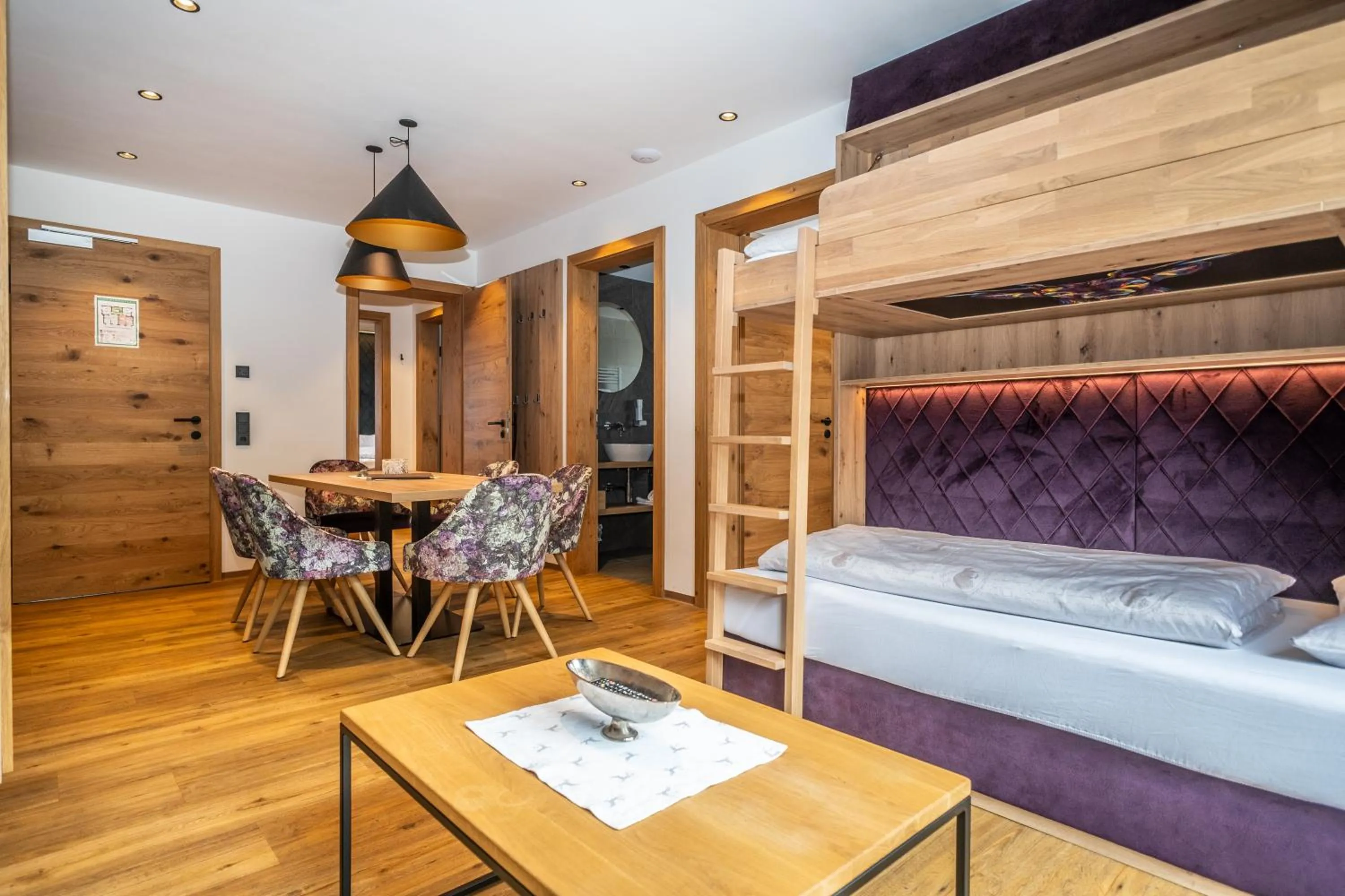 Living room in Dorfkrug Kaprun - Luxury Suites & Appartements