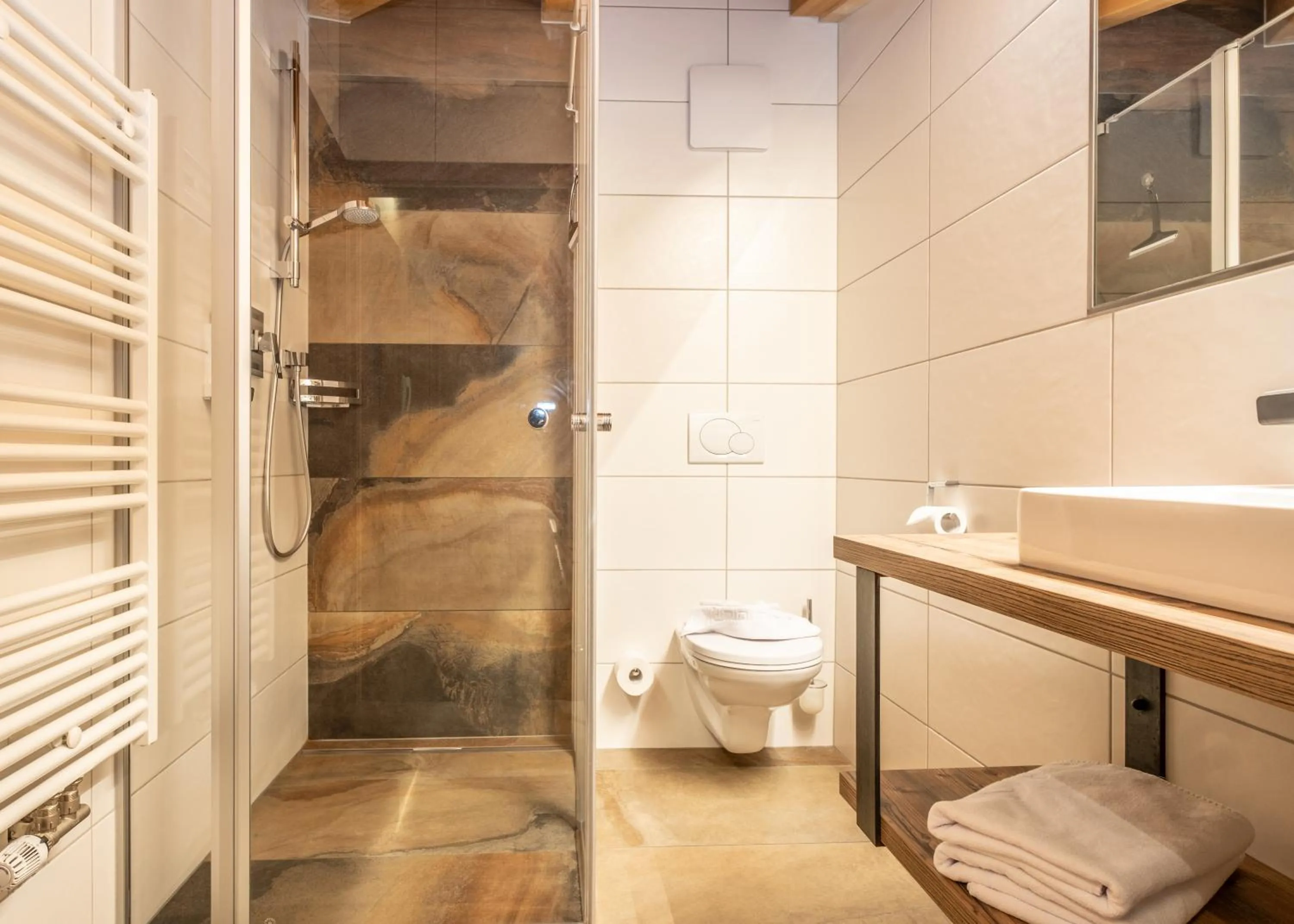 Shower in Dorfkrug Kaprun - Luxury Suites & Appartements