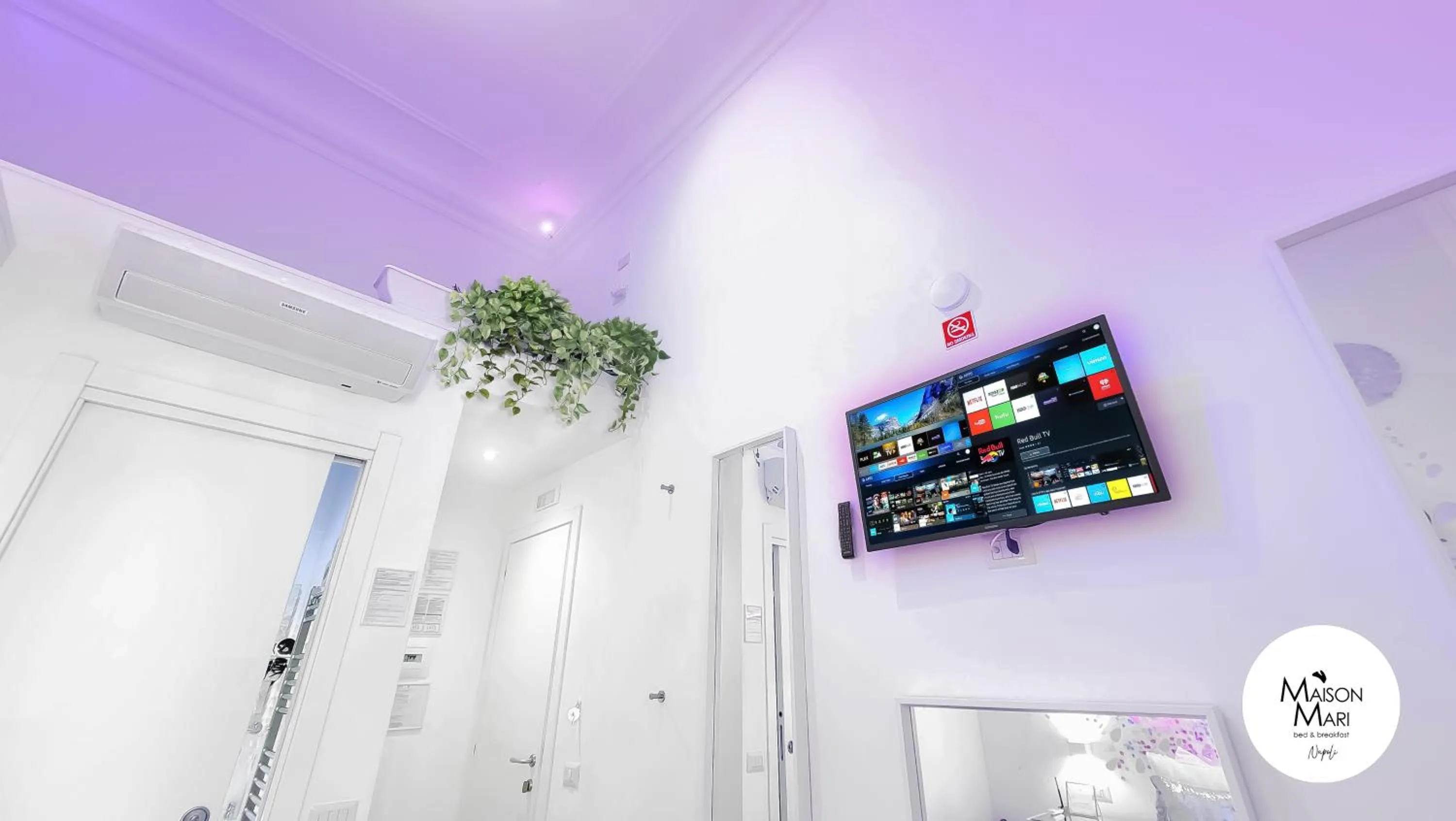 TV and multimedia in B&B Maison Mari