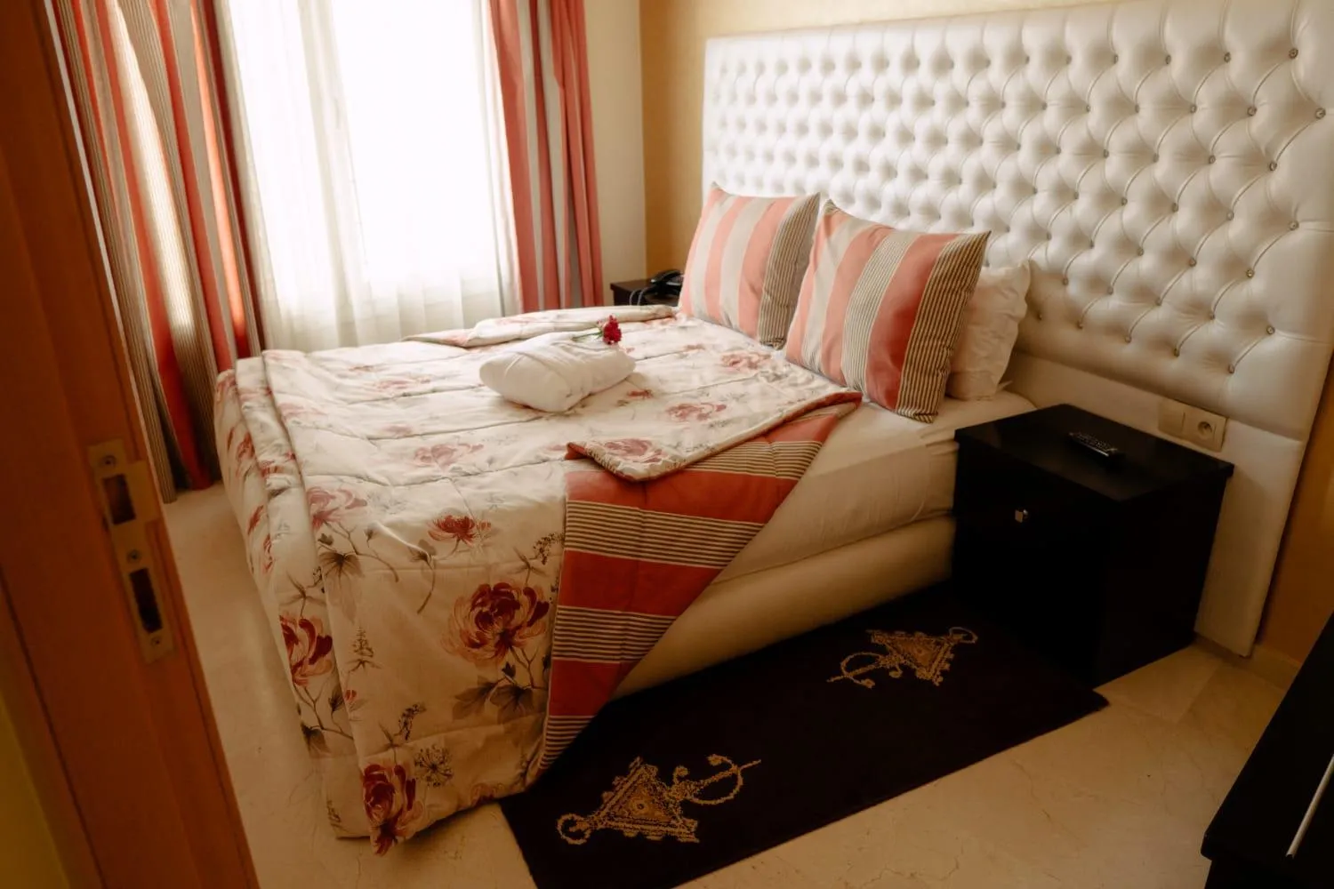 Bed in Hotel La Luna